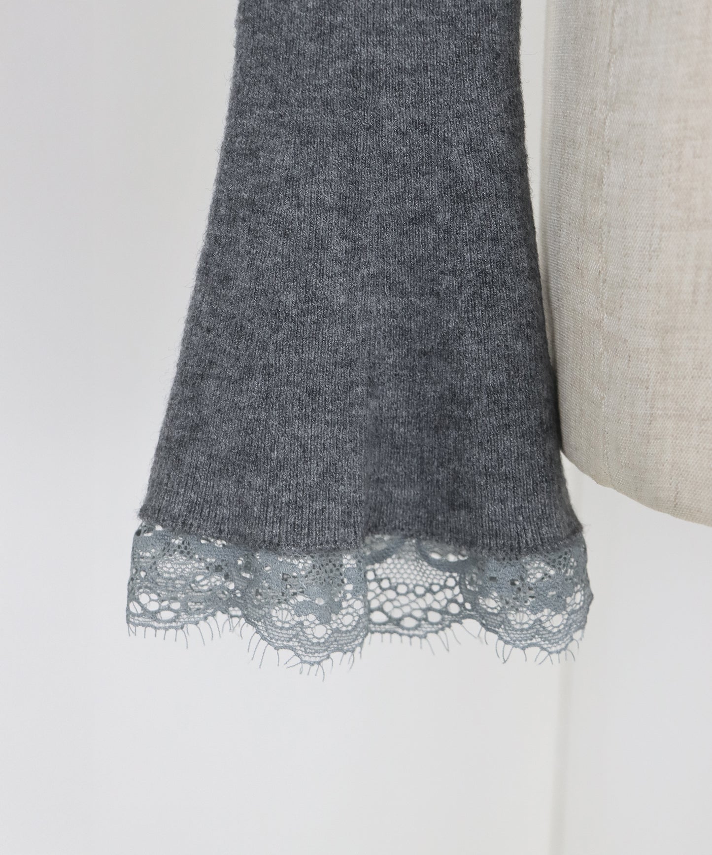 レースドッキングニット