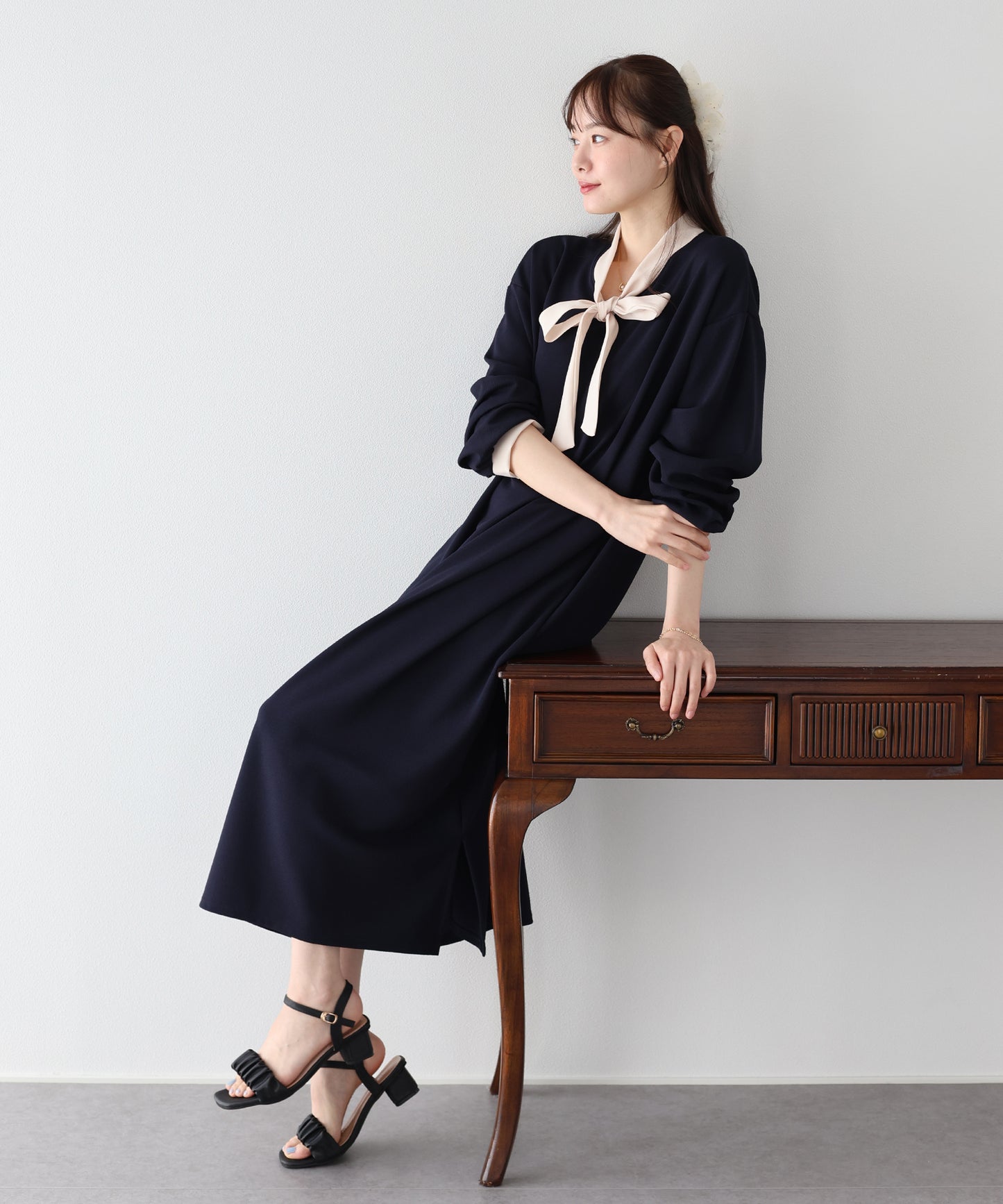 【早割5％OFF】バイカラーボウタイワンピース