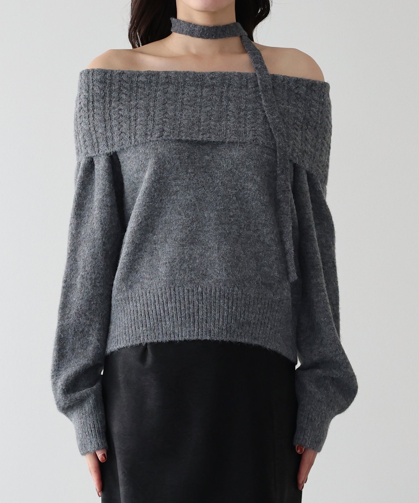 【早割5％OFF】リボンタイ付きオフショルダーニット