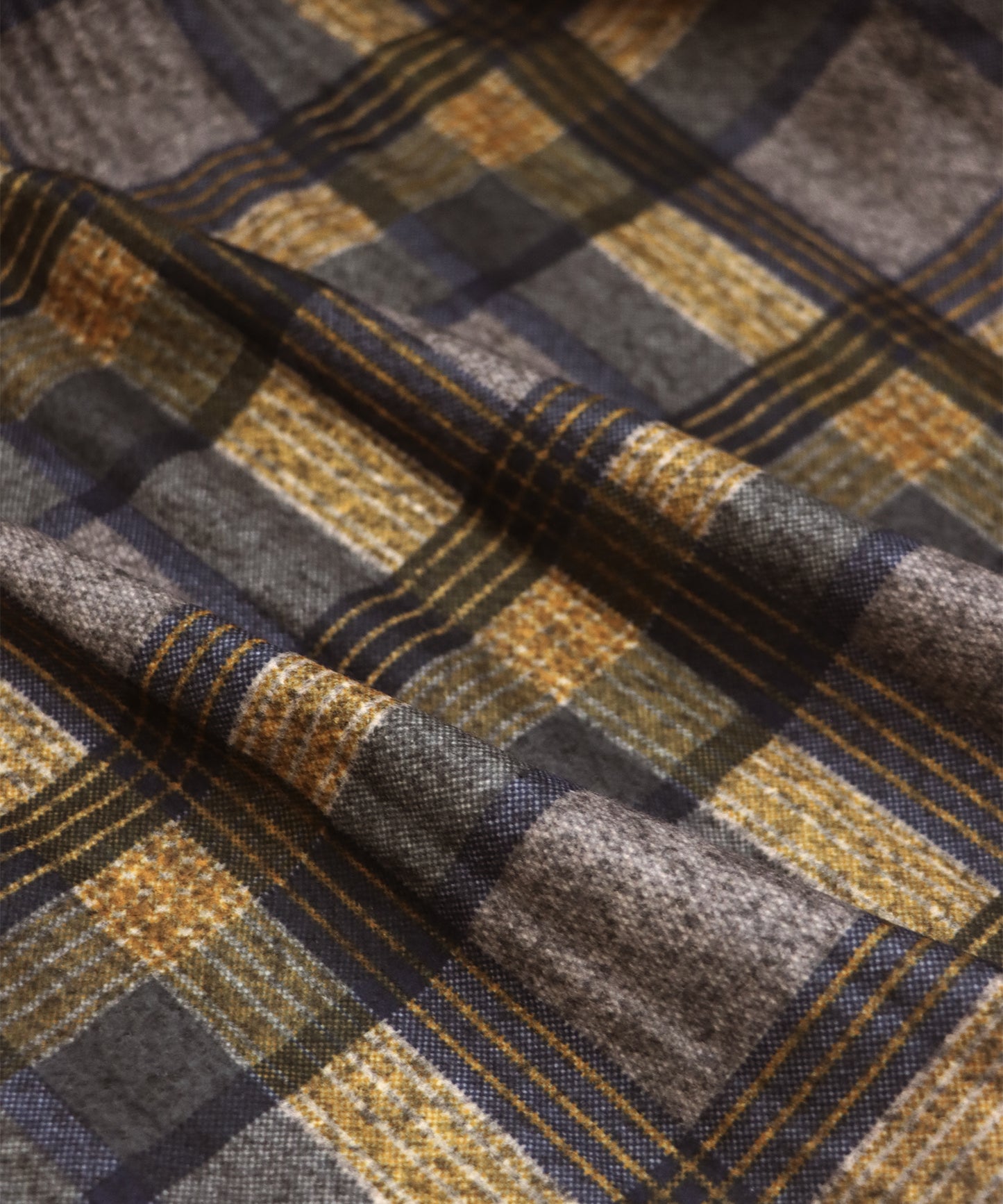 細プリーツチェックスカート