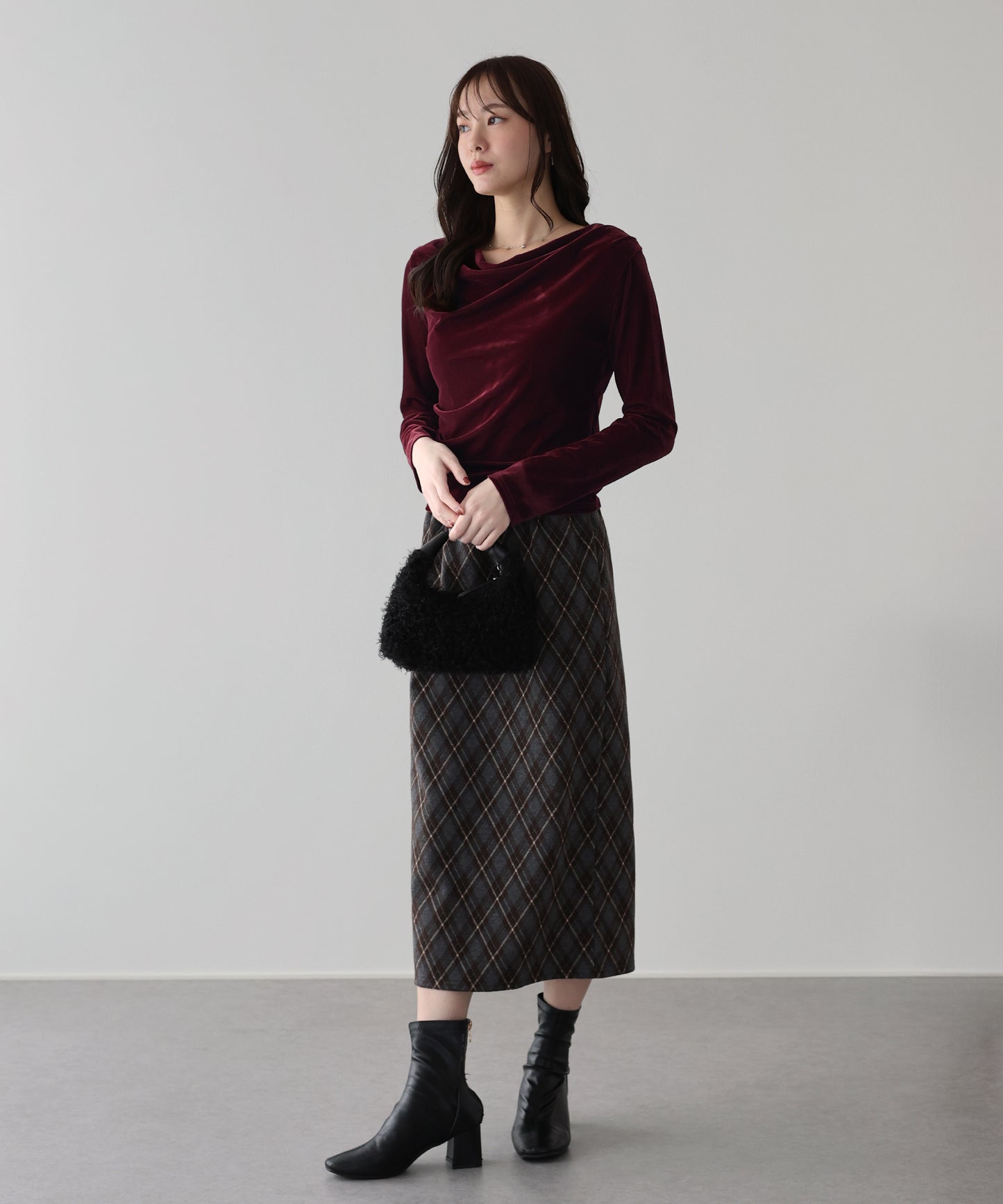 ベロアドレープネックトップス【ネコポス】