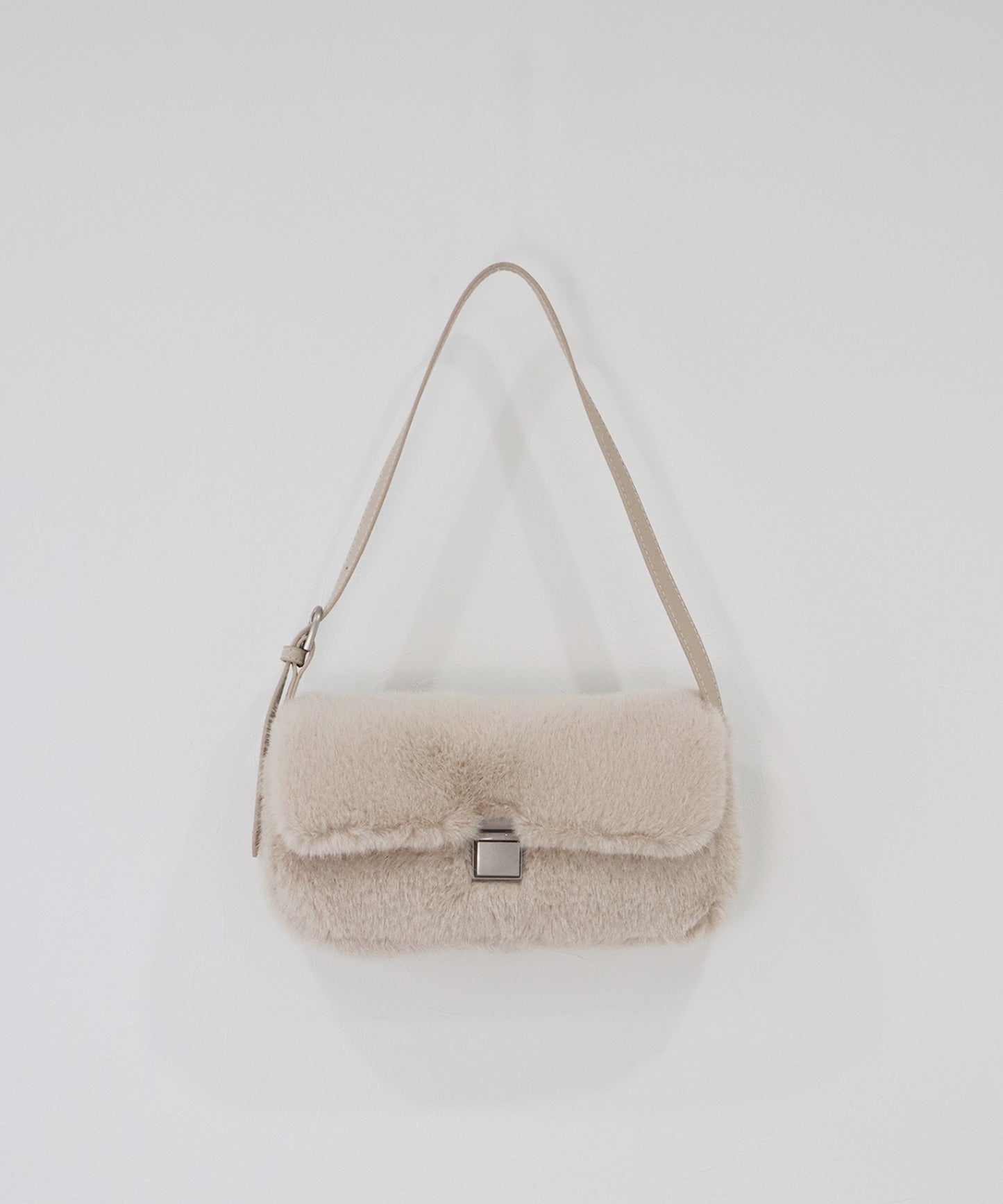 ファースクエアバッグ