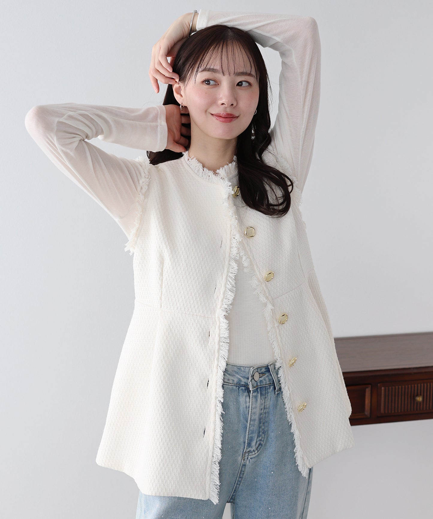 ツイードペプラムフォルムジレ