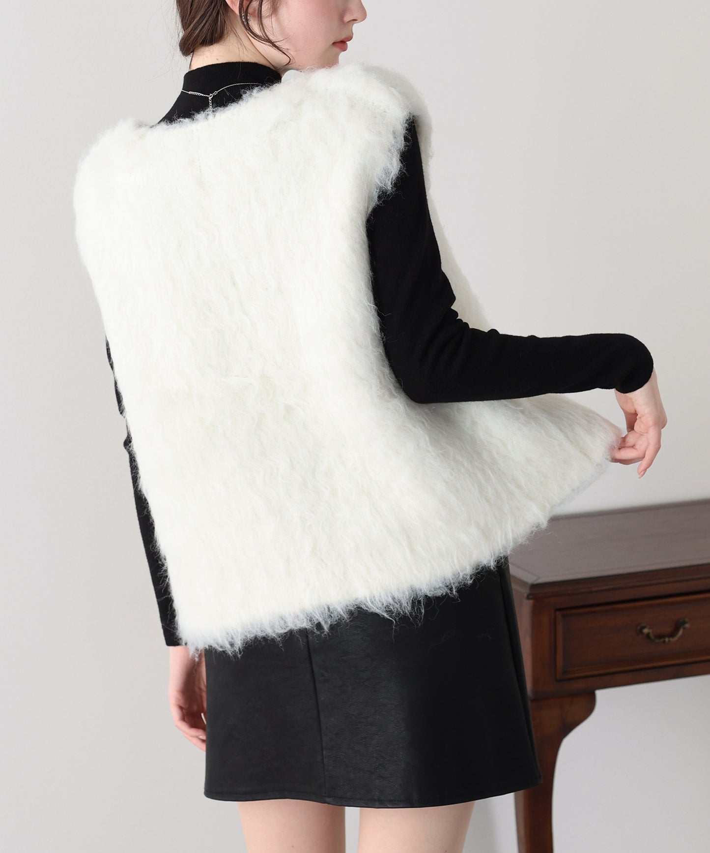 【早割5％OFF】プードルシャギーニットベスト