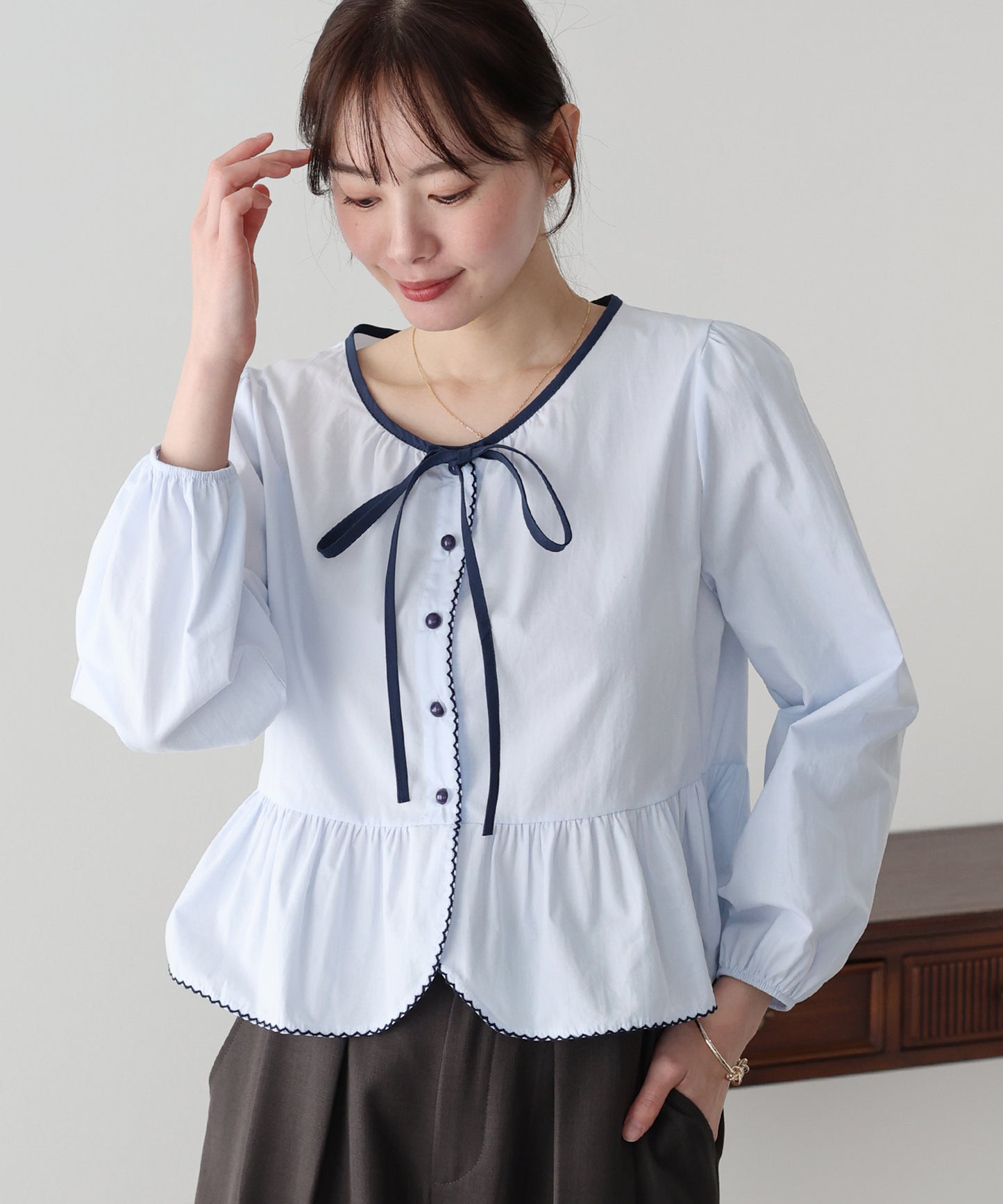 バイカラーリボンペプラムブラウス【ネコポス】