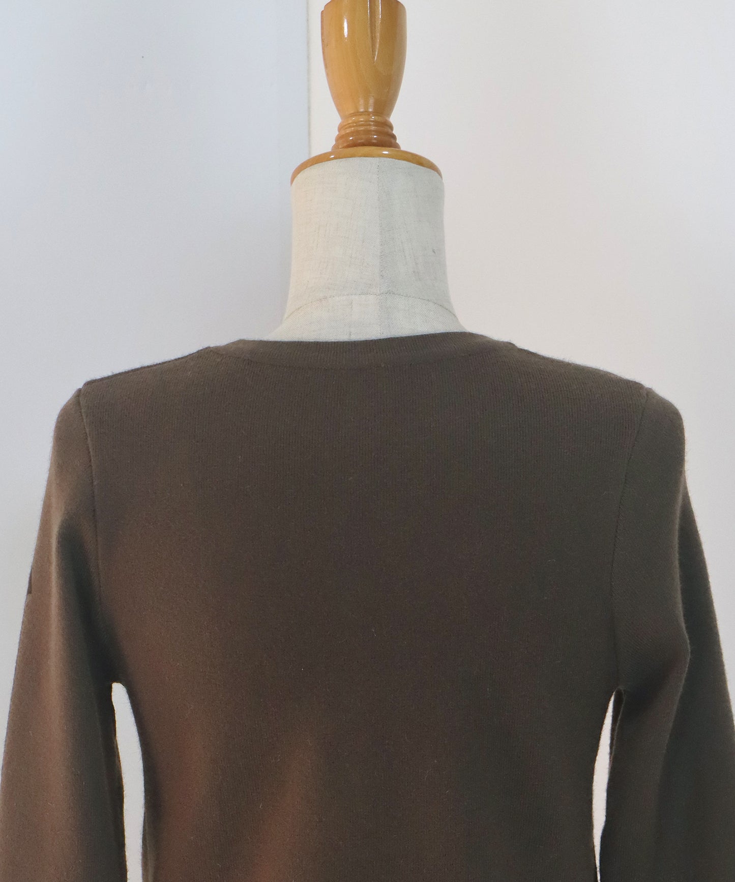 袖口プリーツニット