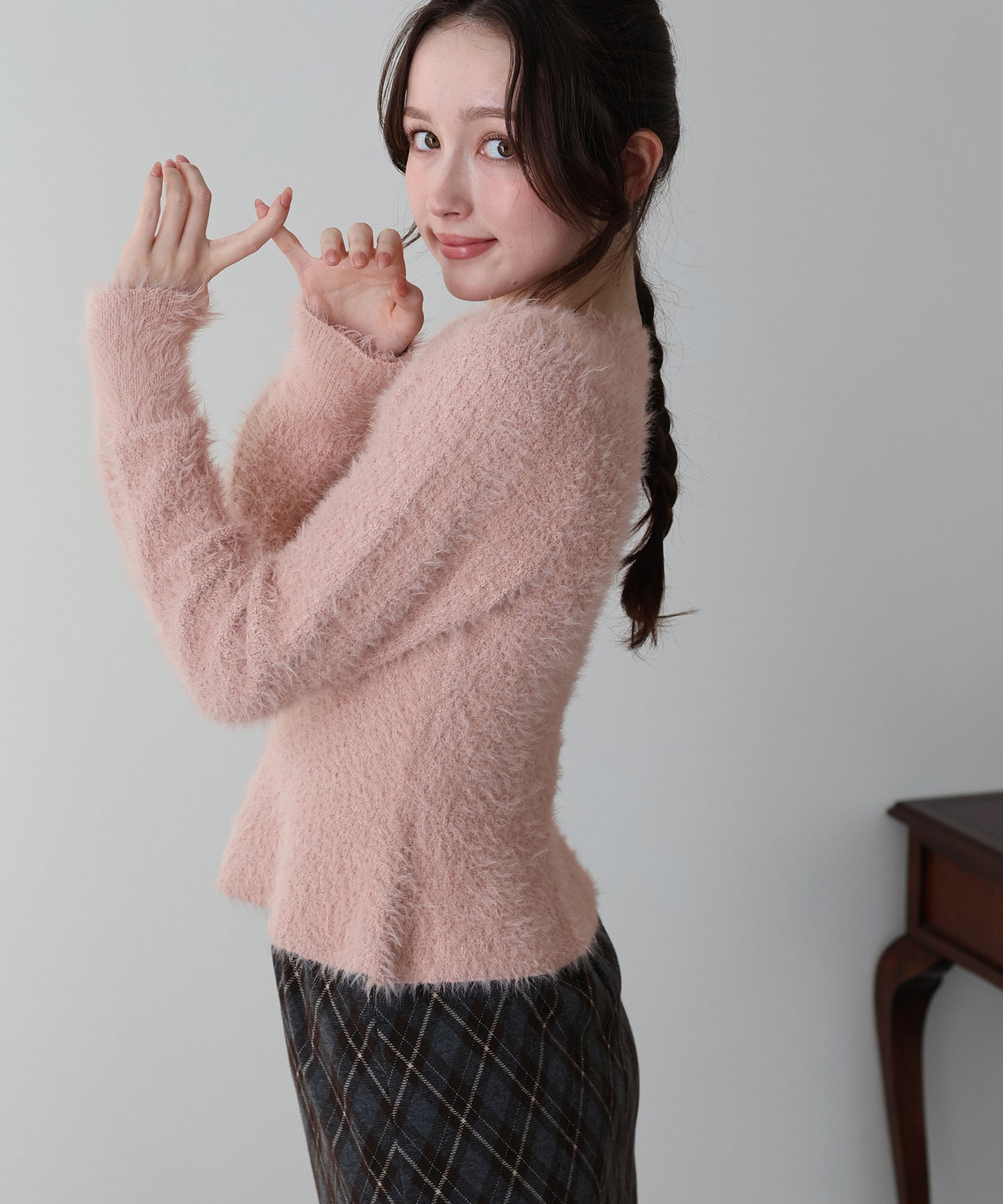 【早割5％OFF】シャギーペプラムカーディガン