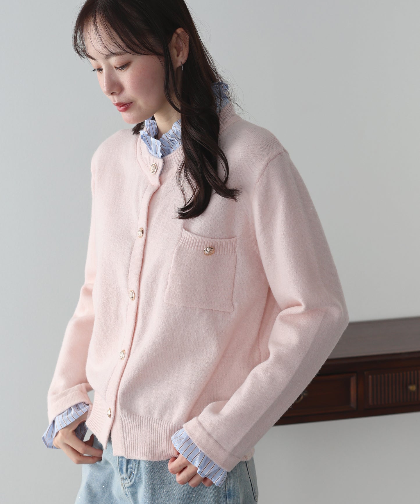 フリルシャツ襟カーディガン