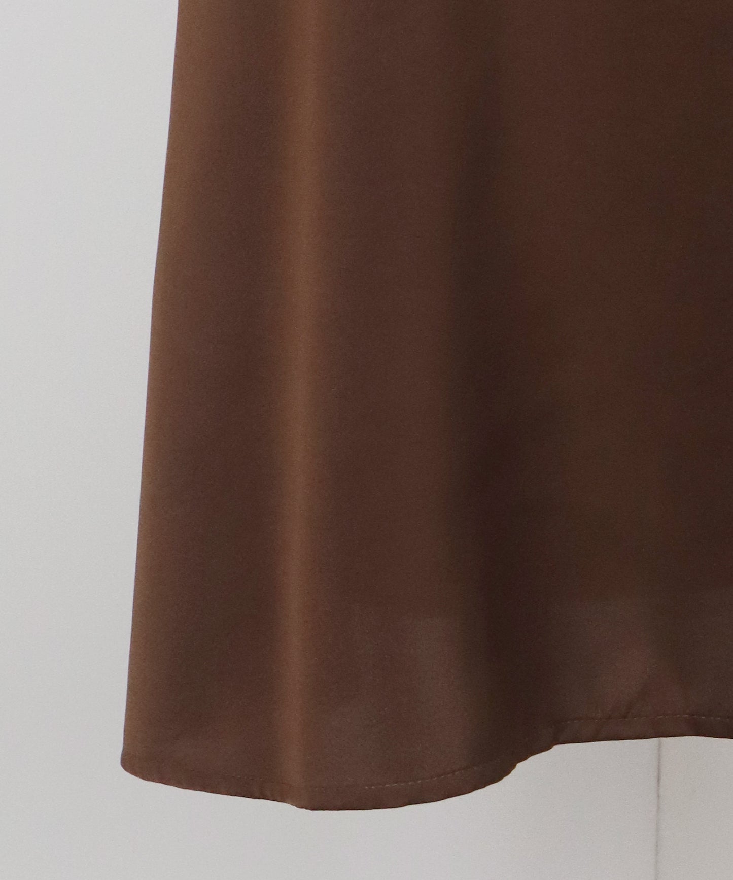 サテンレースキャミワンピース