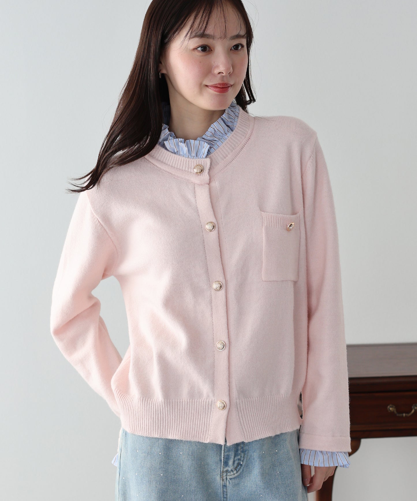 フリルシャツ襟カーディガン