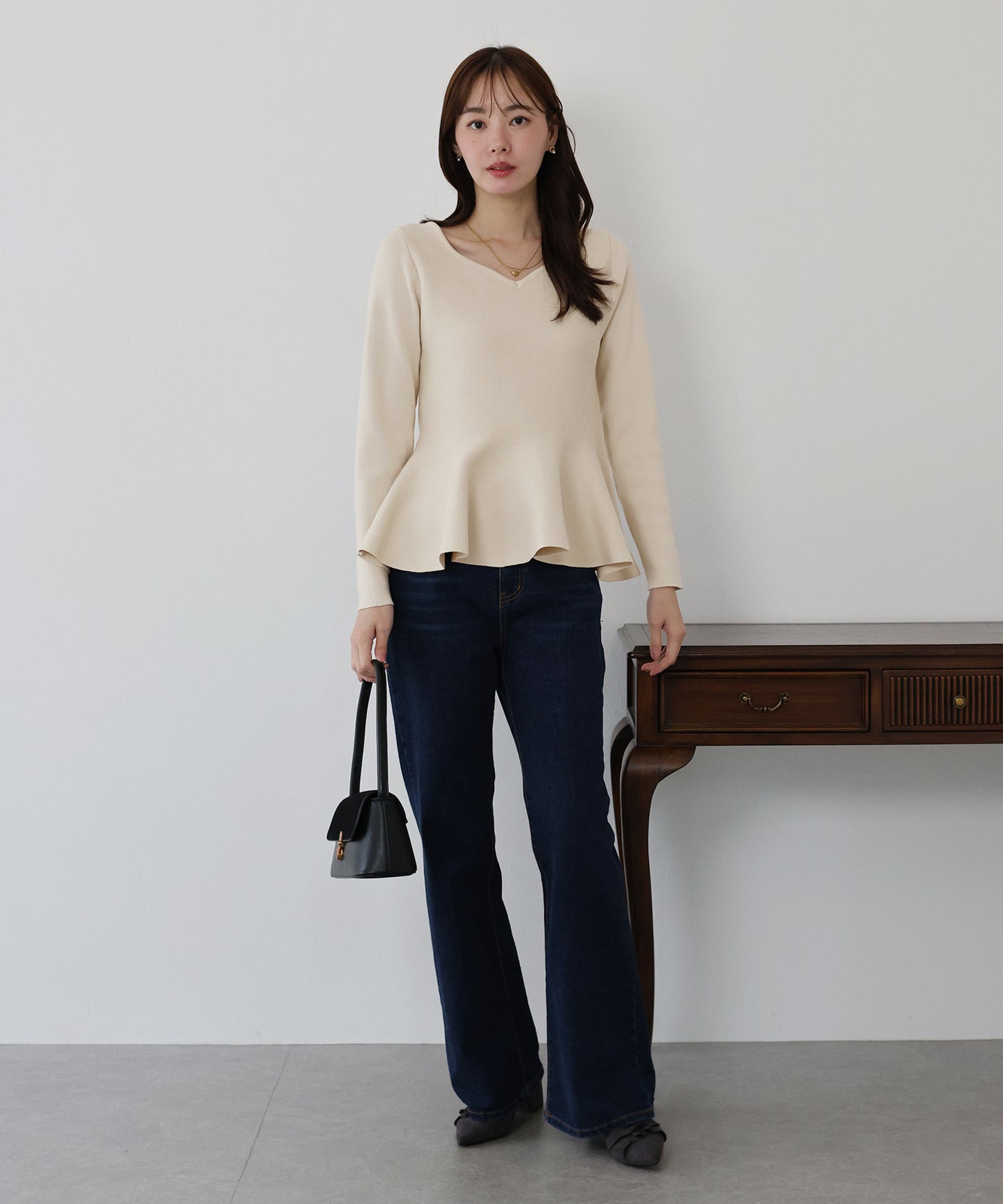 【TIME SALE】ハートネックペプラムニット