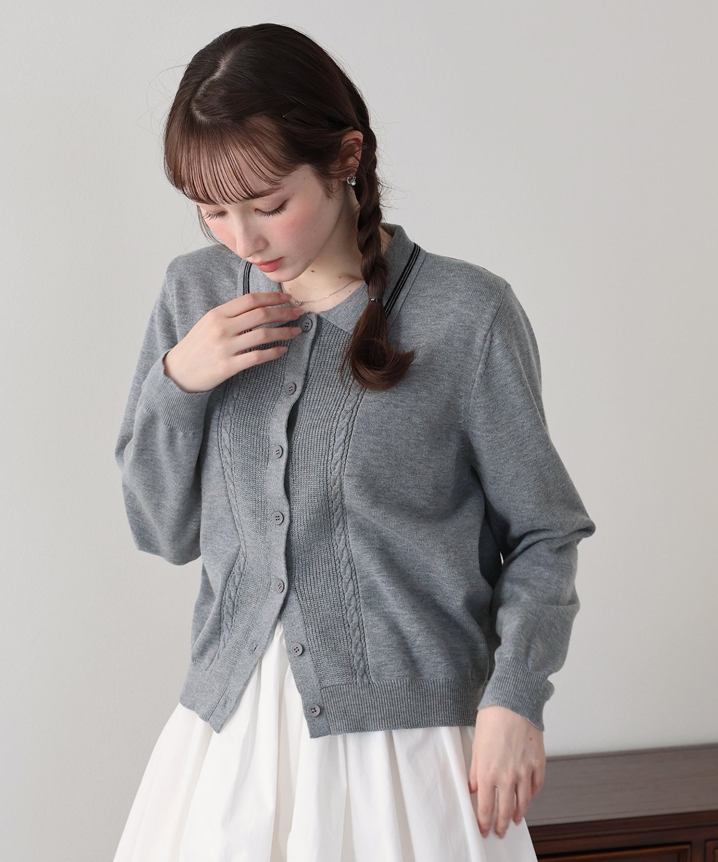 【早割5％OFF】ポロ襟ケーブルニットカーディガン