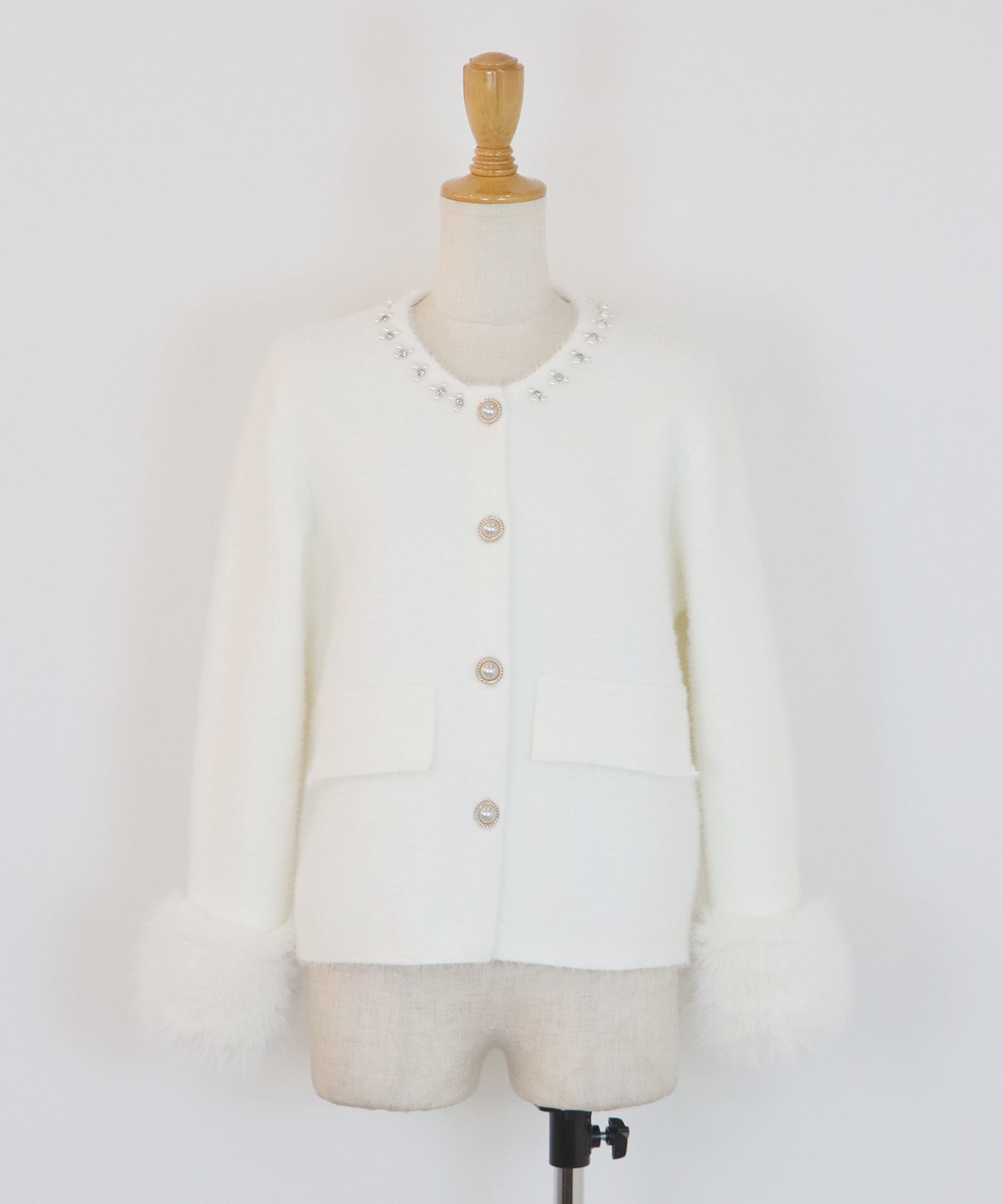 【早割5％OFF】袖ファーパールビジュージャケット