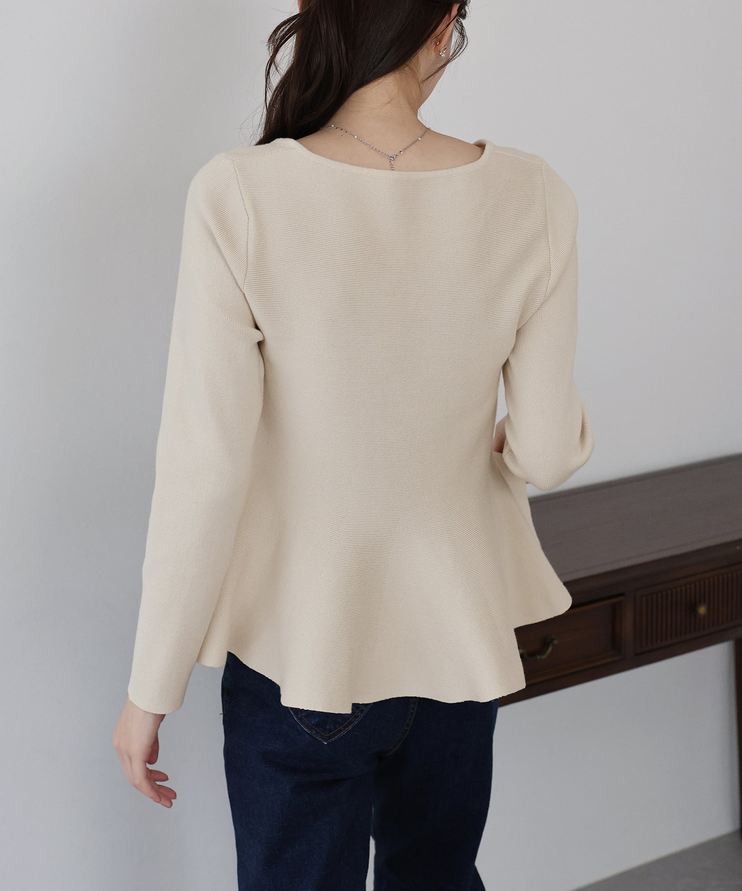 【TIME SALE】ハートネックペプラムニット