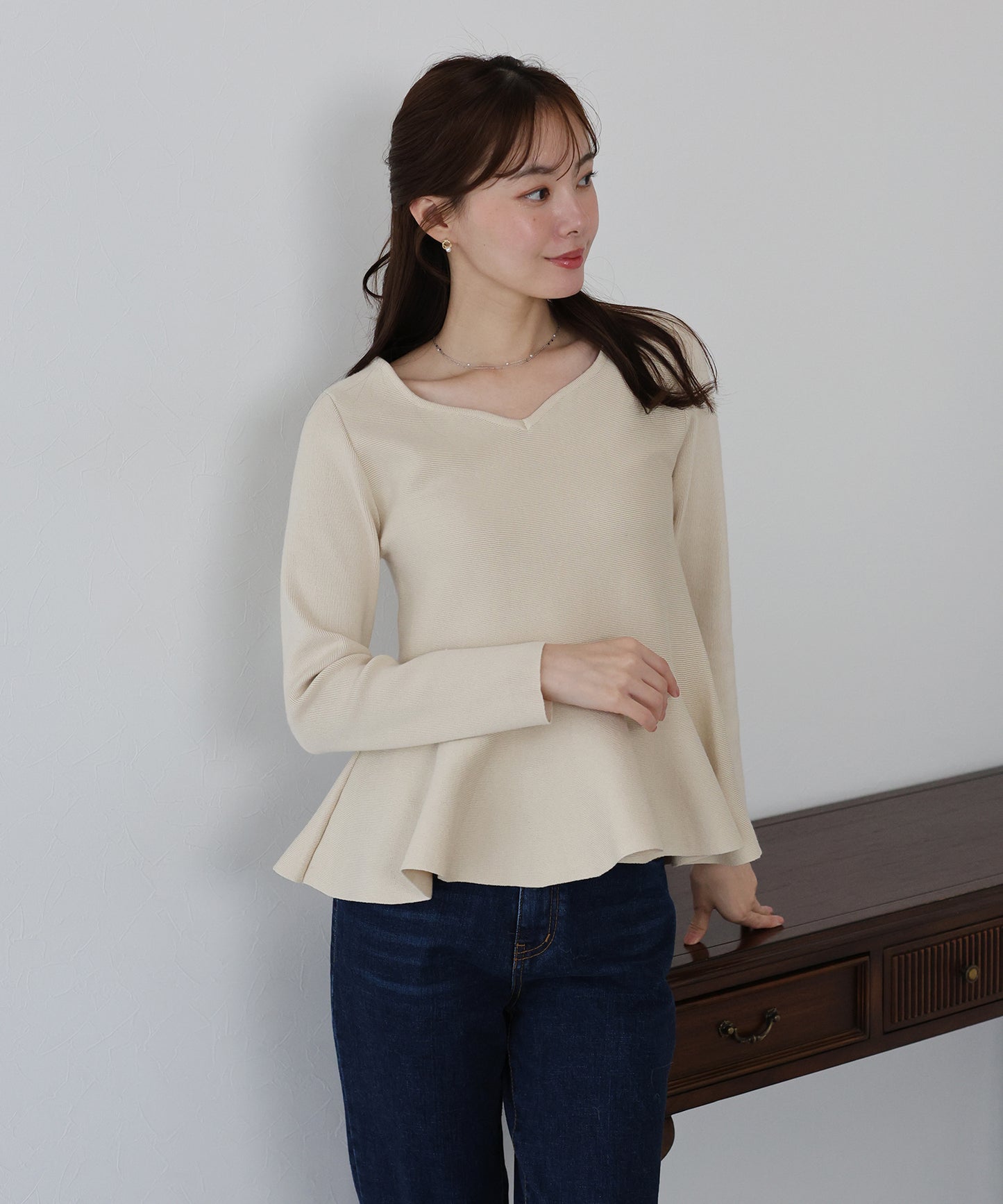 【早割5％OFF】ハートネックペプラムニット
