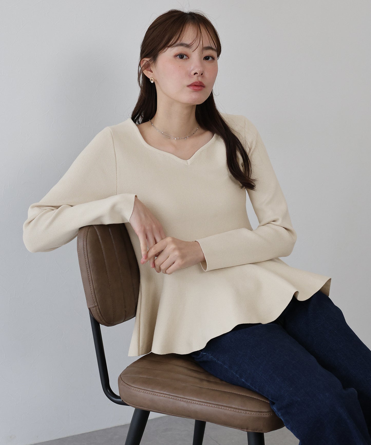 【TIME SALE】ハートネックペプラムニット