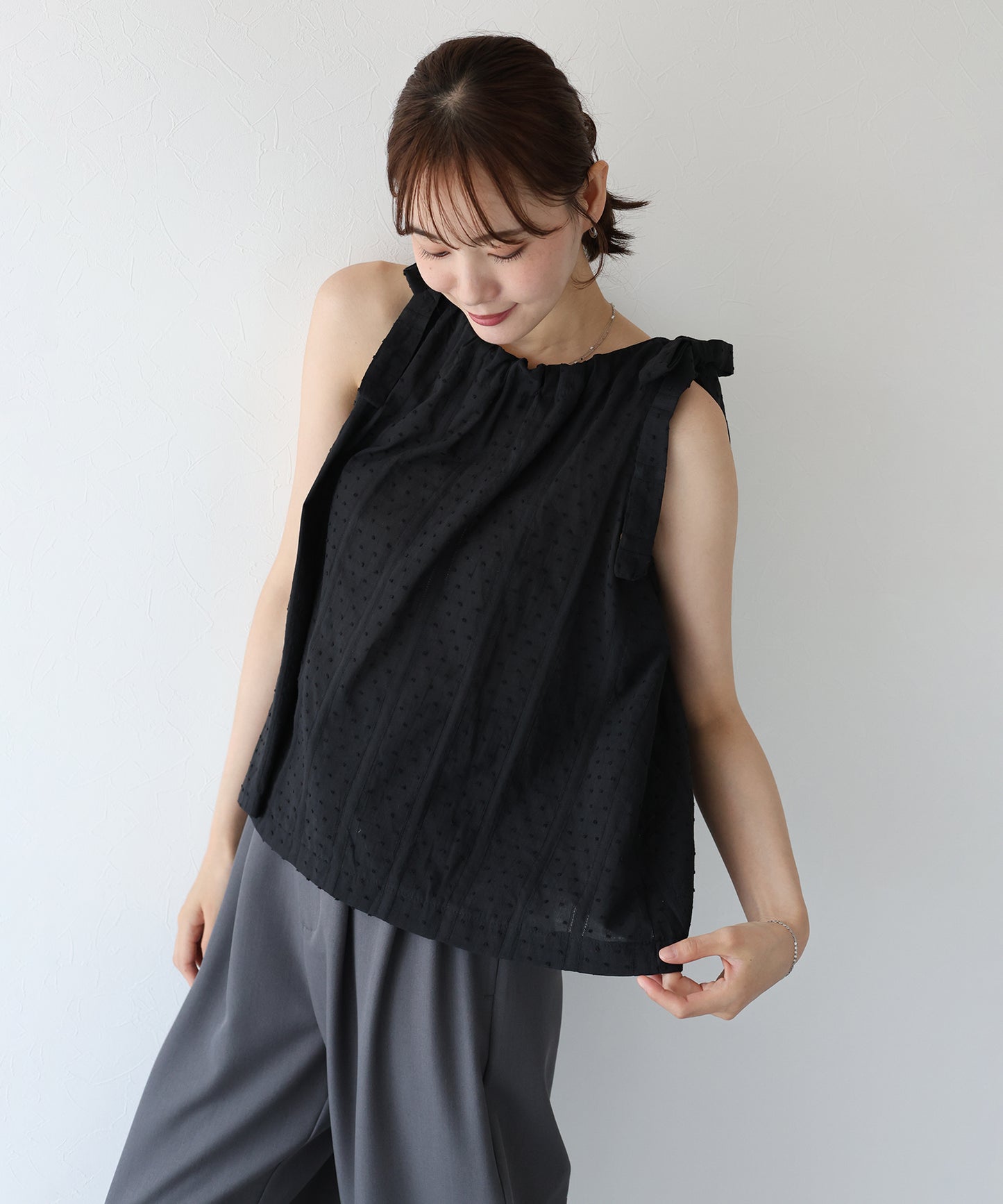 【SALE】ドットジャガードリボンブラウス