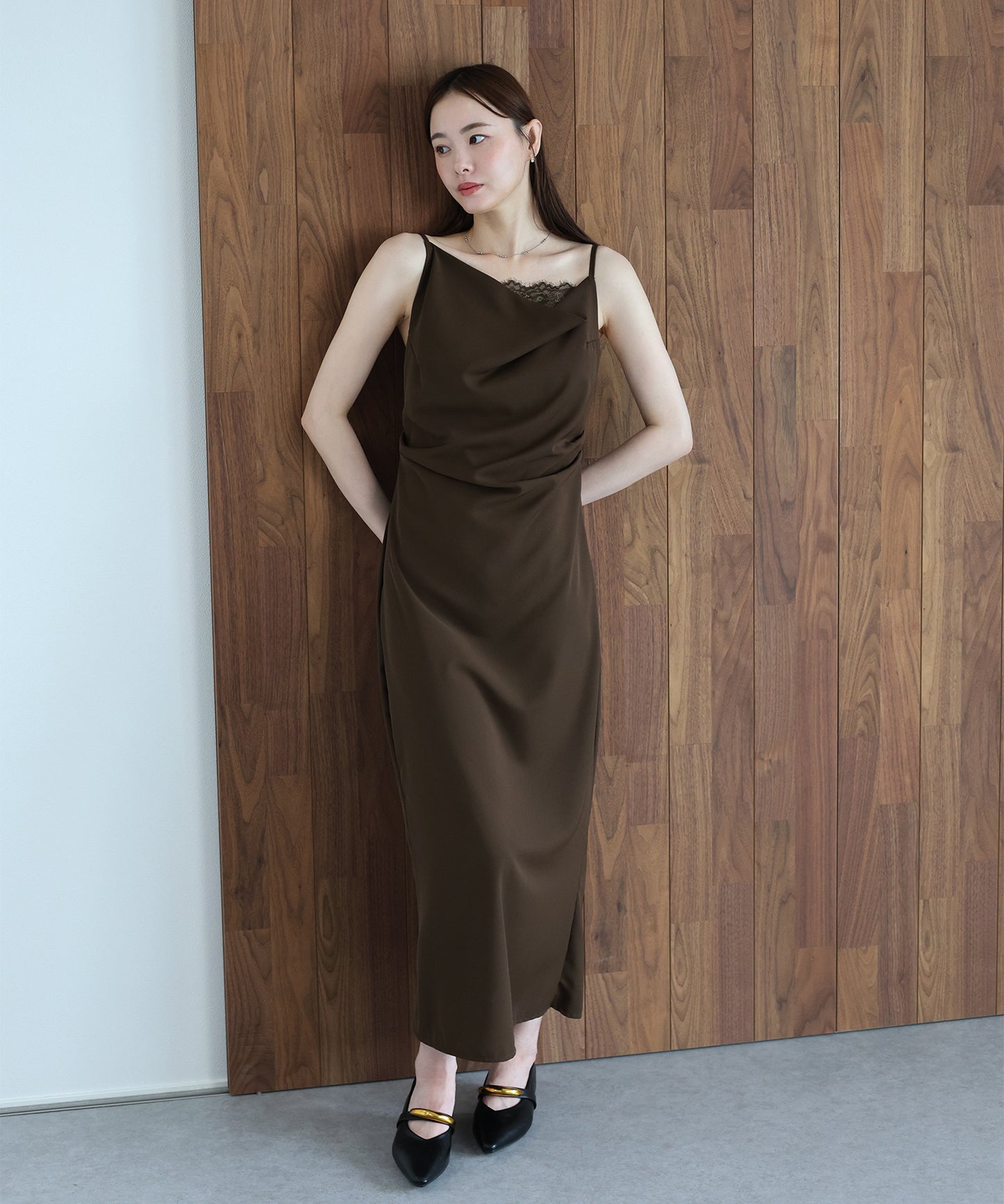 【早割5％OFF】レースドレープキャミワンピース