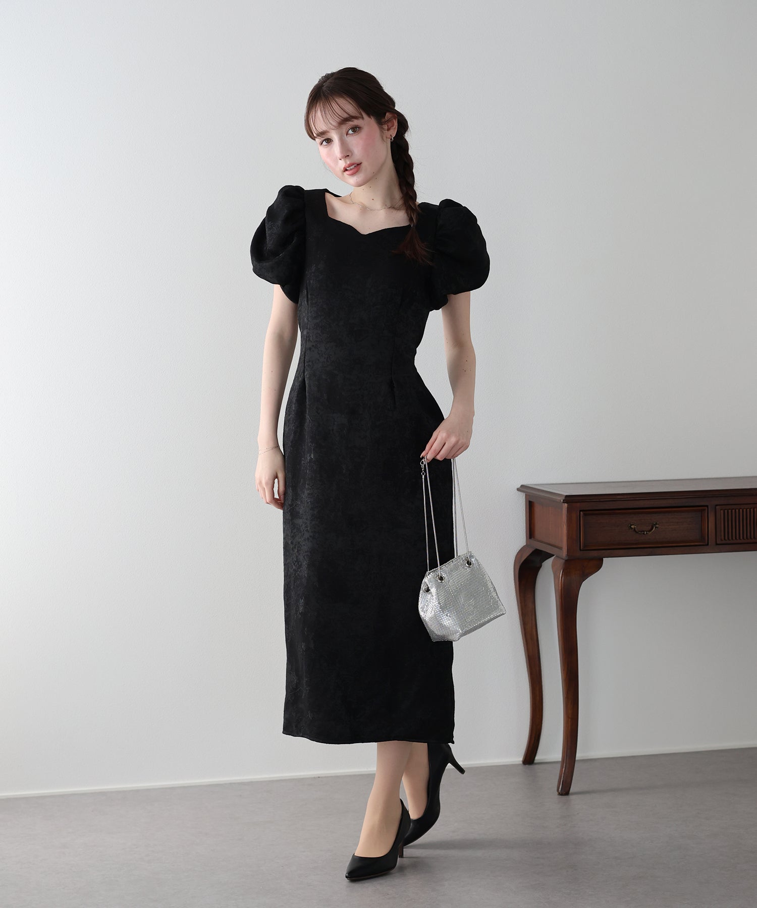 BLUE EAST ジャガード素材ハートネックワンピース オケージョンドレス M ジャガード素材ハートネックワンピース – BLUE ONLINE