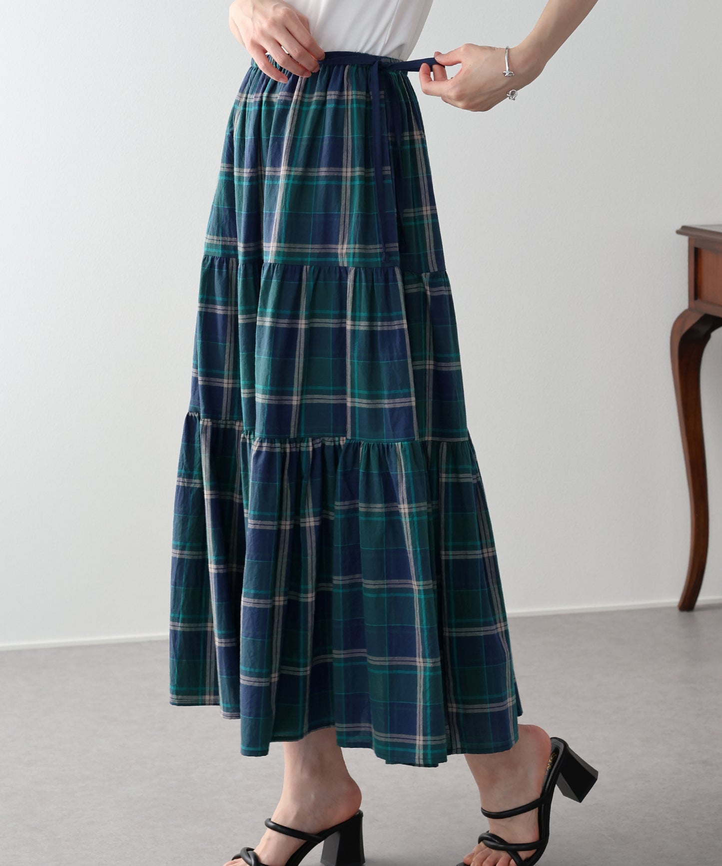 チェック柄サイドリボンティアードスカート