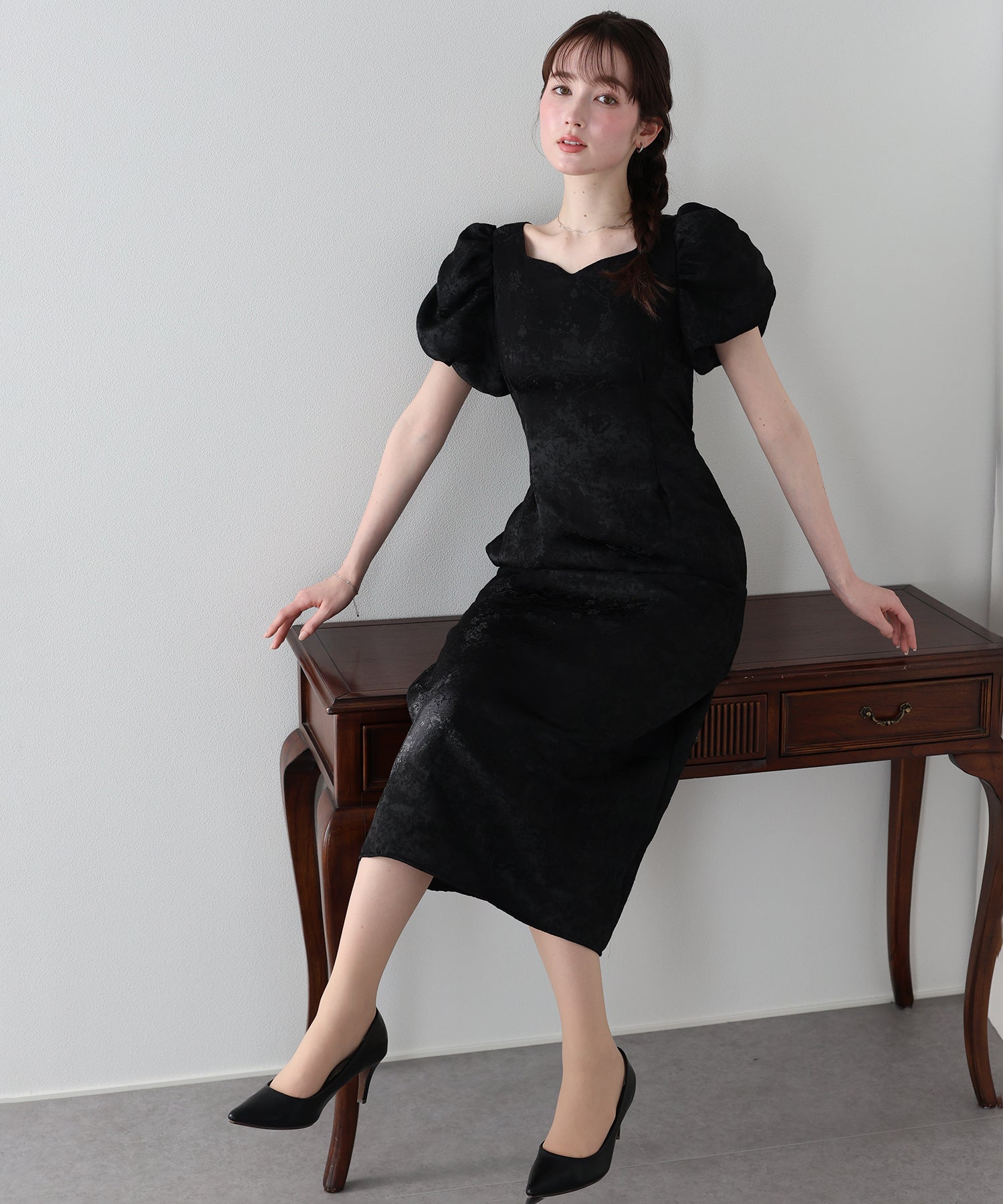 BLUE EAST ジャガード素材ハートネックワンピース オケージョンドレス M ジャガード素材ハートネックワンピース – BLUE ONLINE