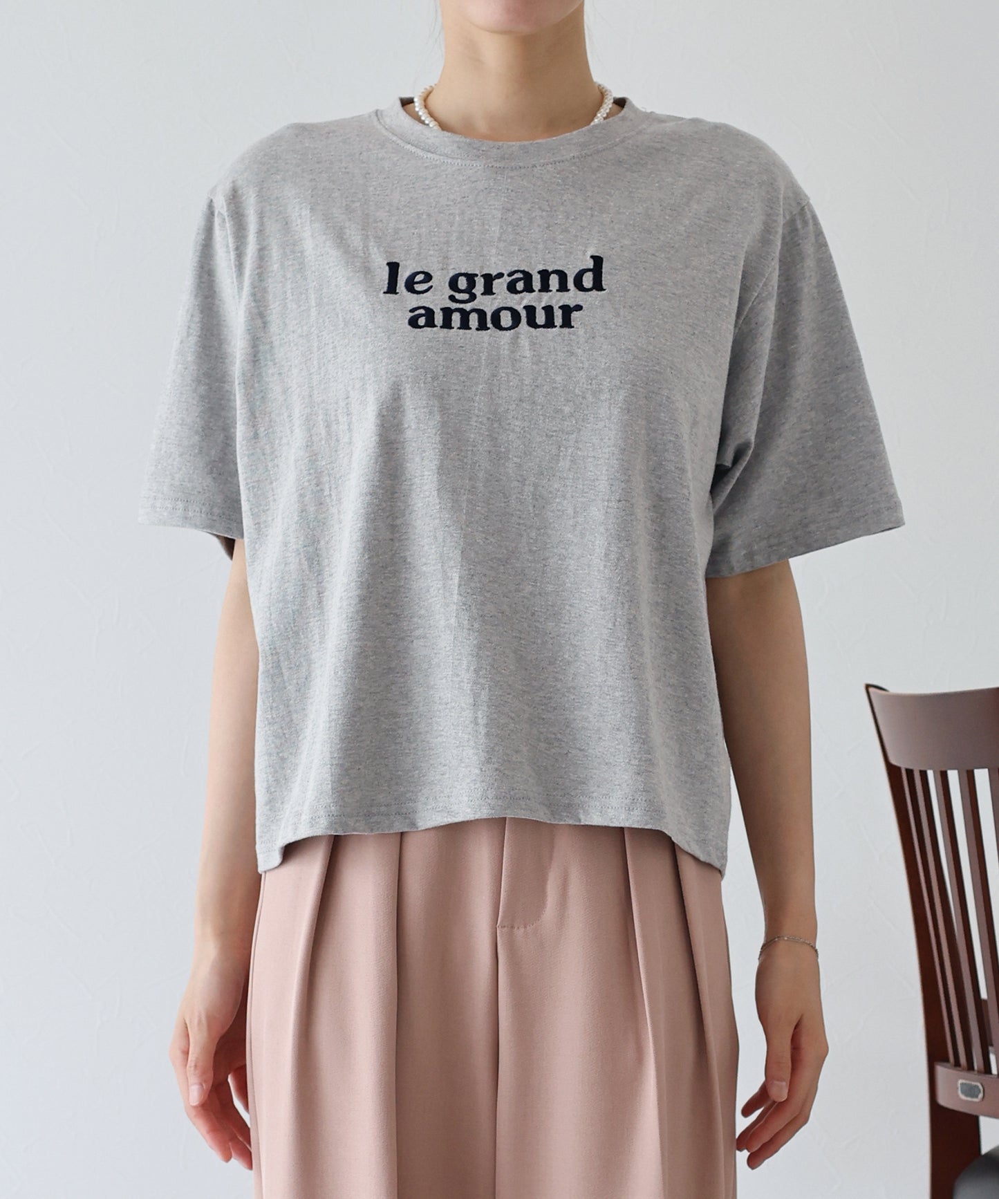 le grand amore刺繍Tシャツ【ゆうパケット】