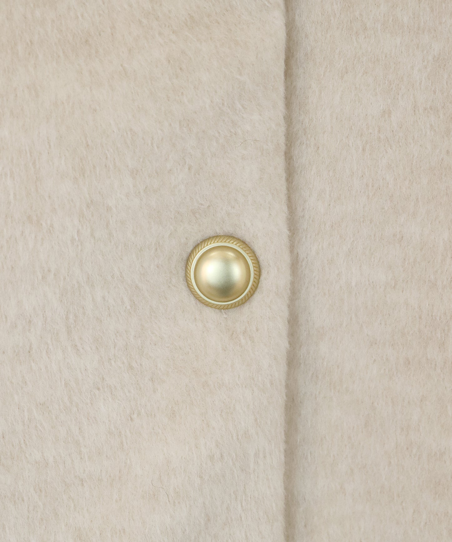 ゴールドボタンスタンドウールシャギーコート