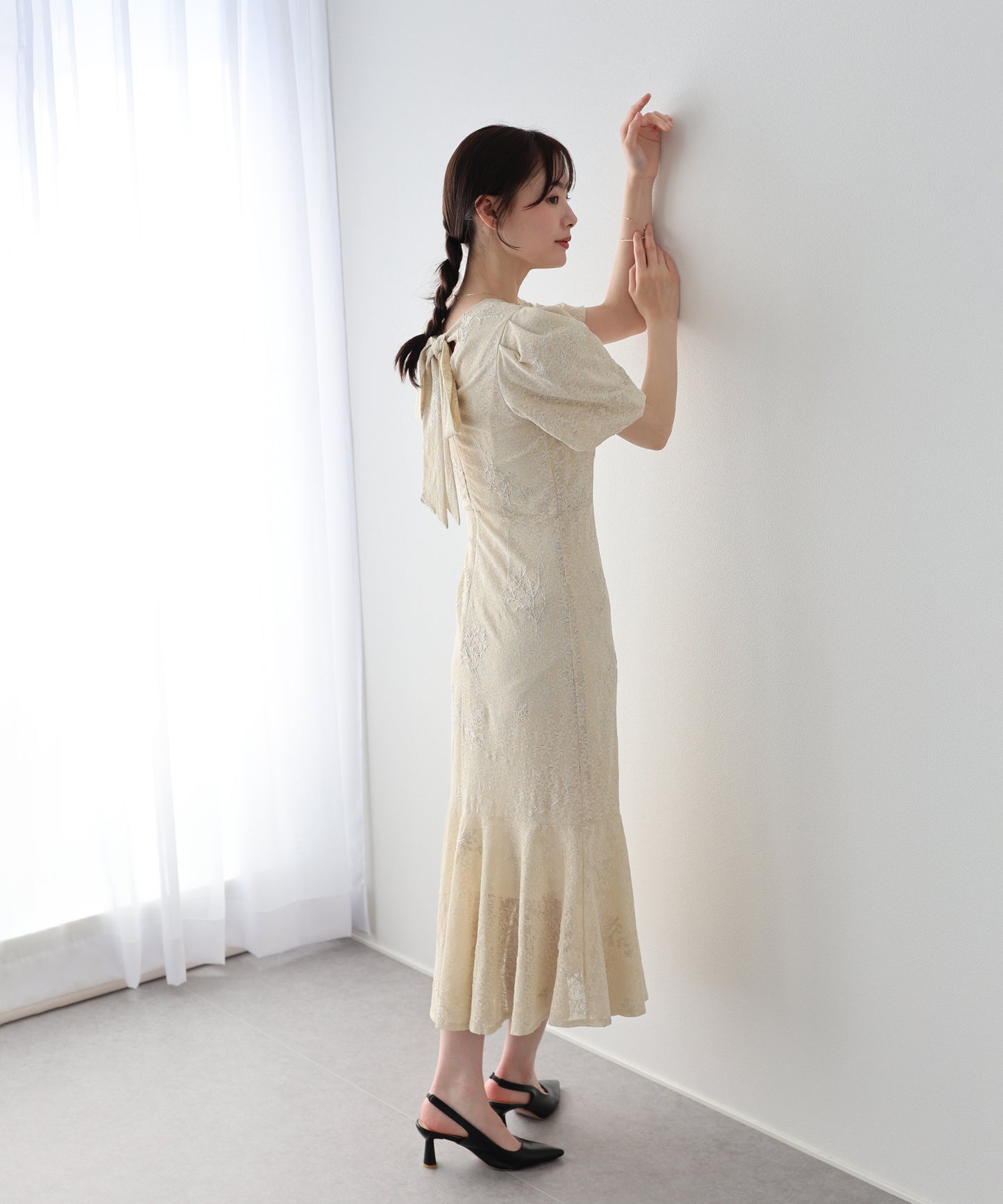 バックリボンマーメイドドレス