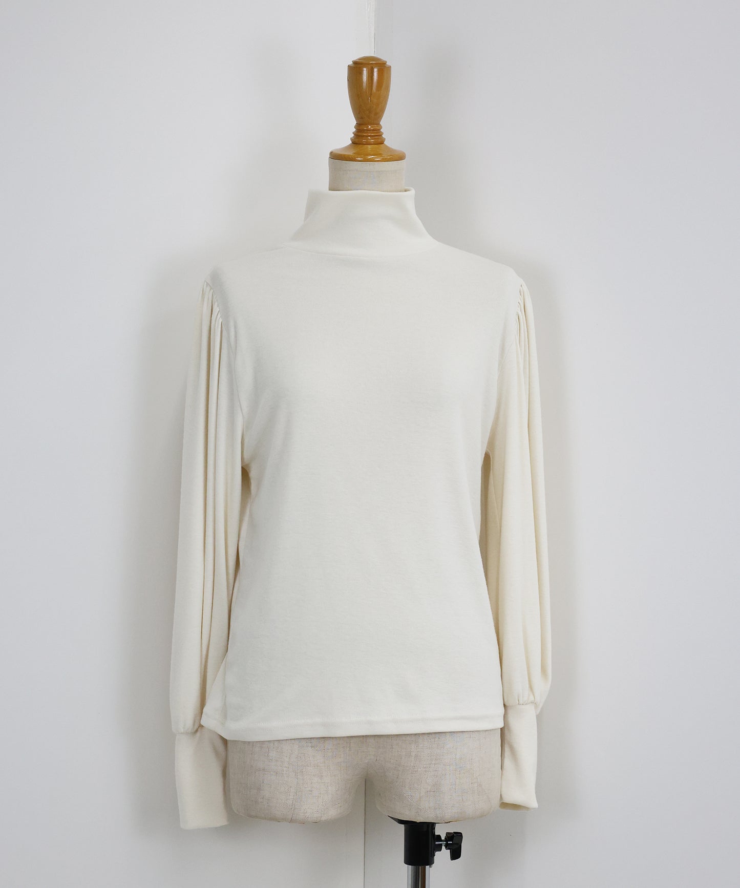 パフスリーブハイネックカットソー【ネコポス】