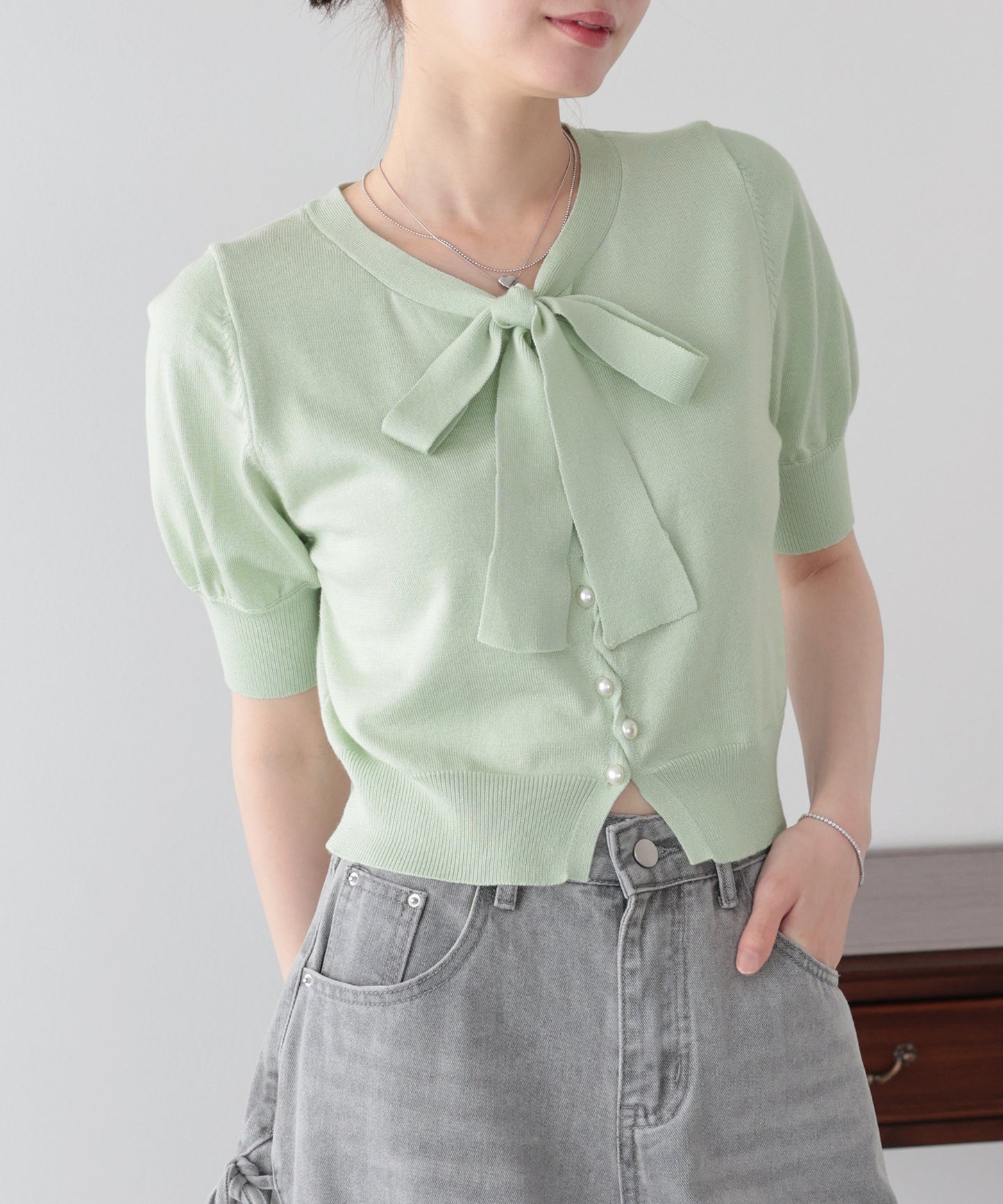 【早割5％OFF】パールボタンボウタイリボンニット