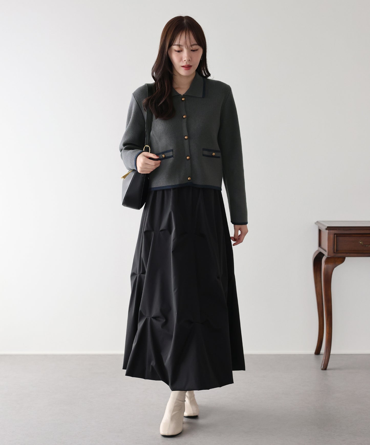 襟付きニットジャケット