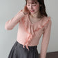 【早割5％OFF】ラッフルフリルが華やかなVネックニットトップス