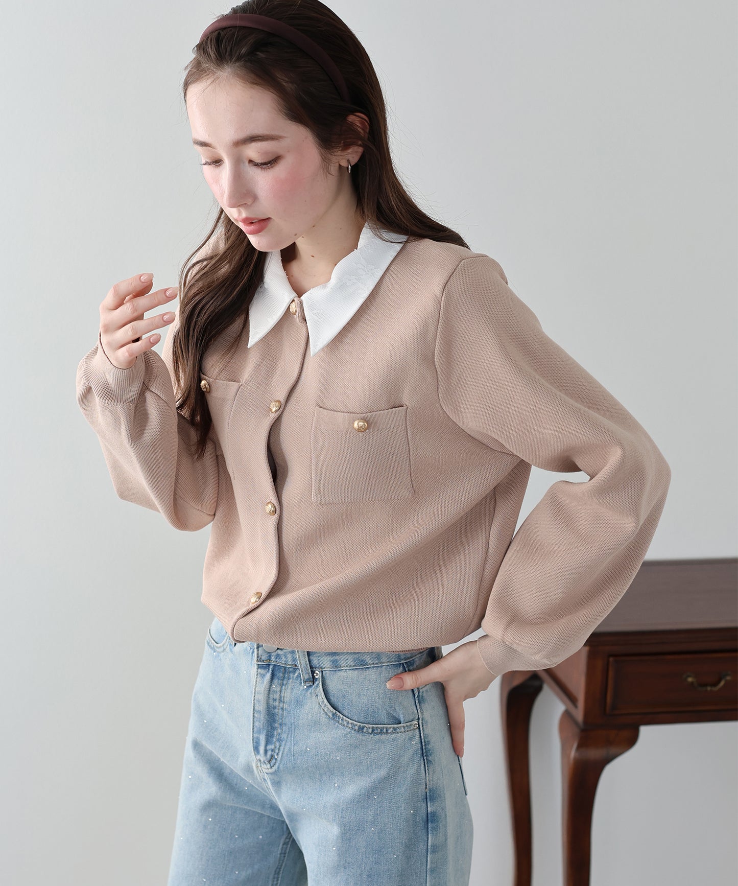 レース襟ニットカーディガン