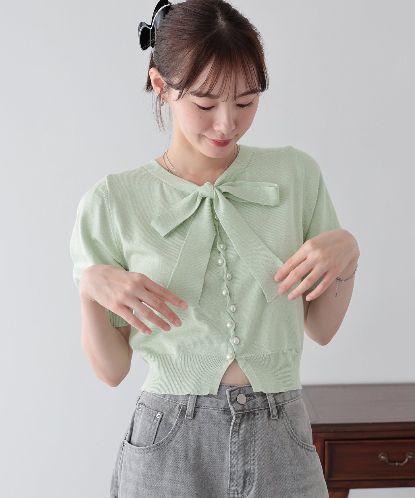 【早割5％OFF】パールボタンボウタイリボンニット