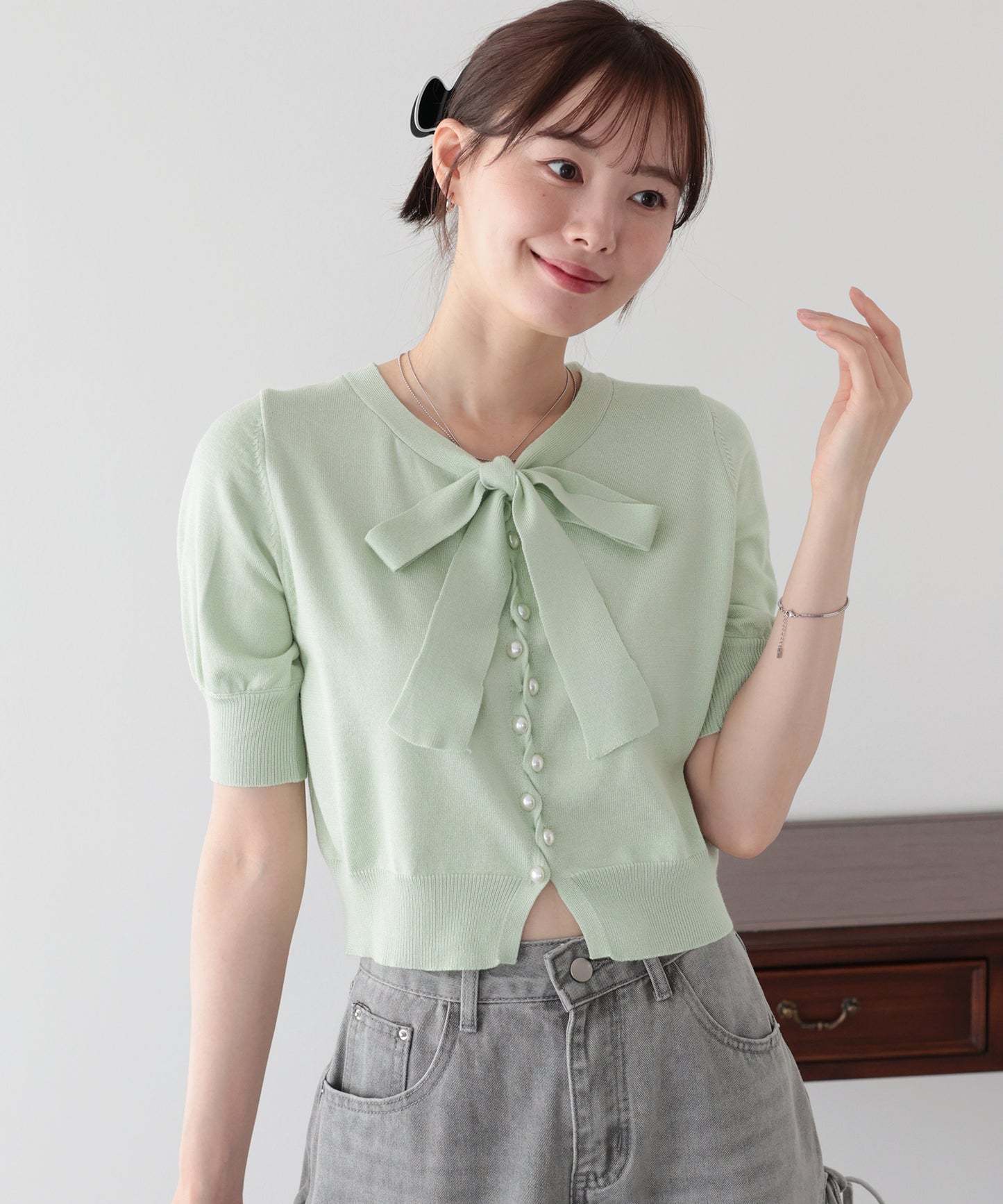 【早割5％OFF】パールボタンボウタイリボンニット