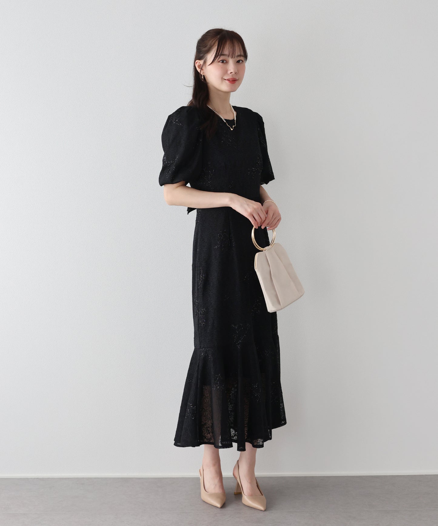 バックリボンマーメイドドレス