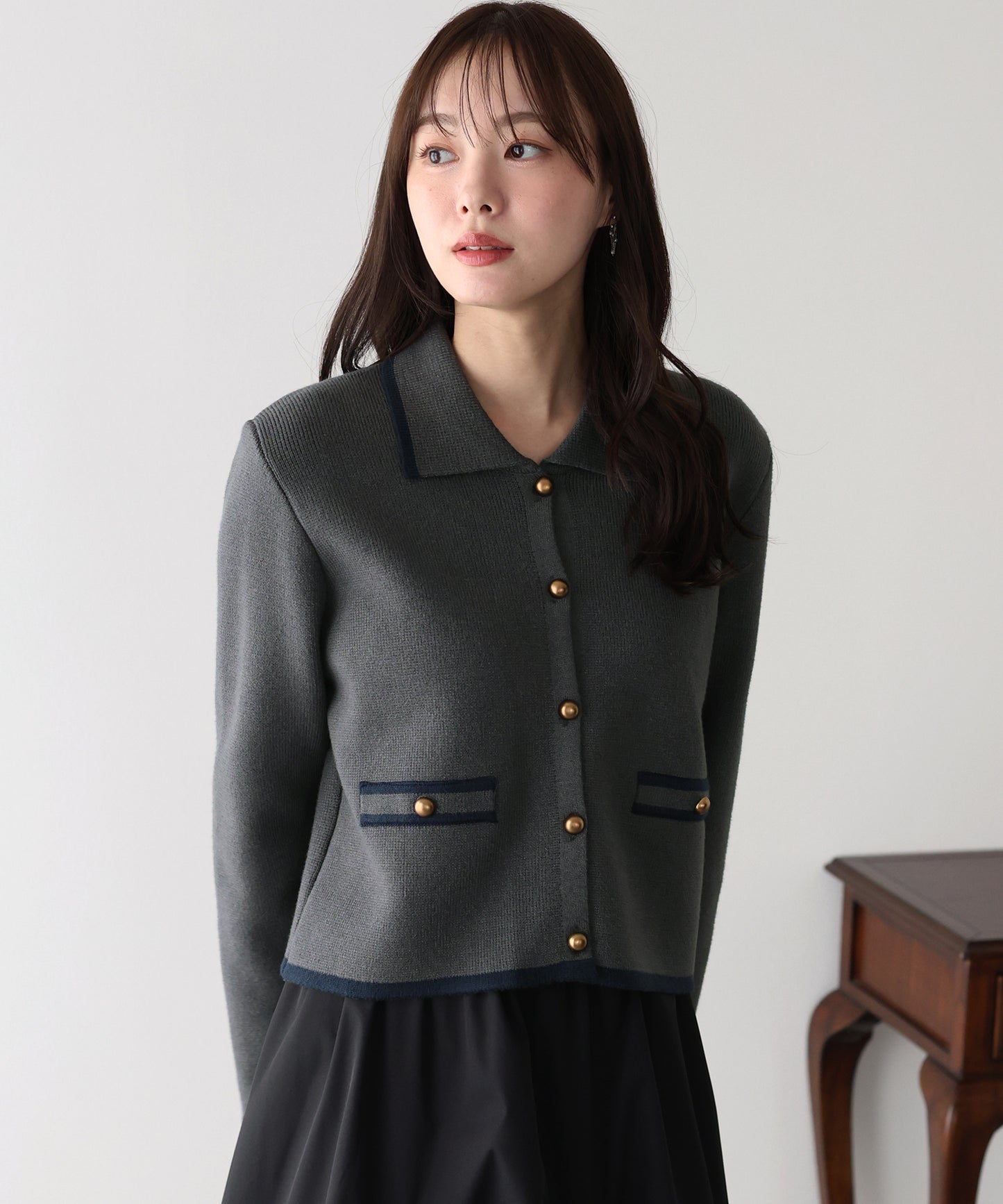 襟付きニットジャケット