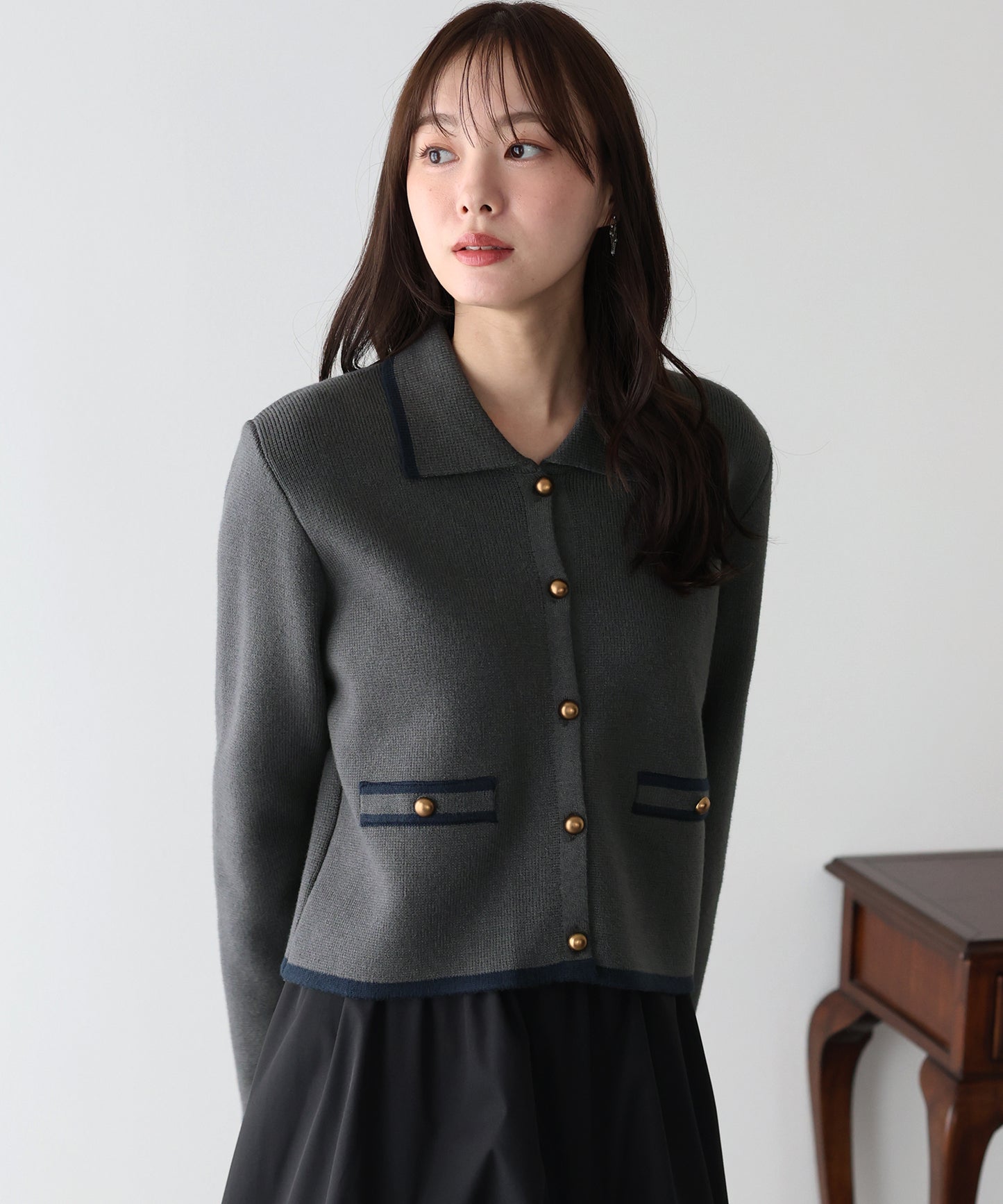 襟付きニットジャケット