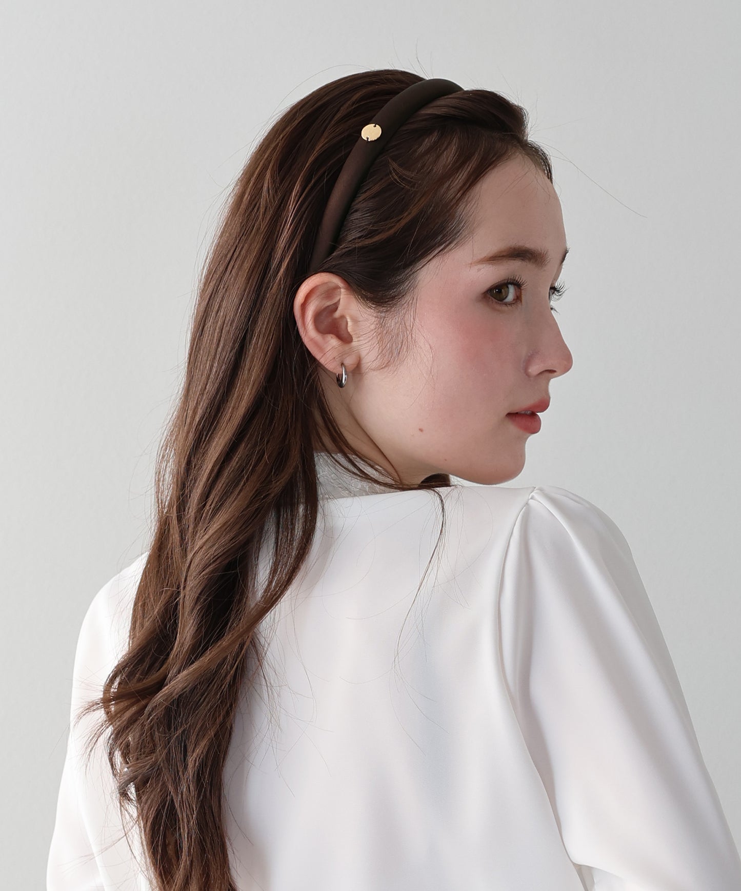 メタルモチーフサテンカチューシャ