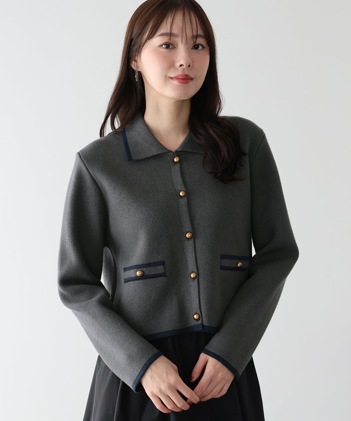 襟付きニットジャケット