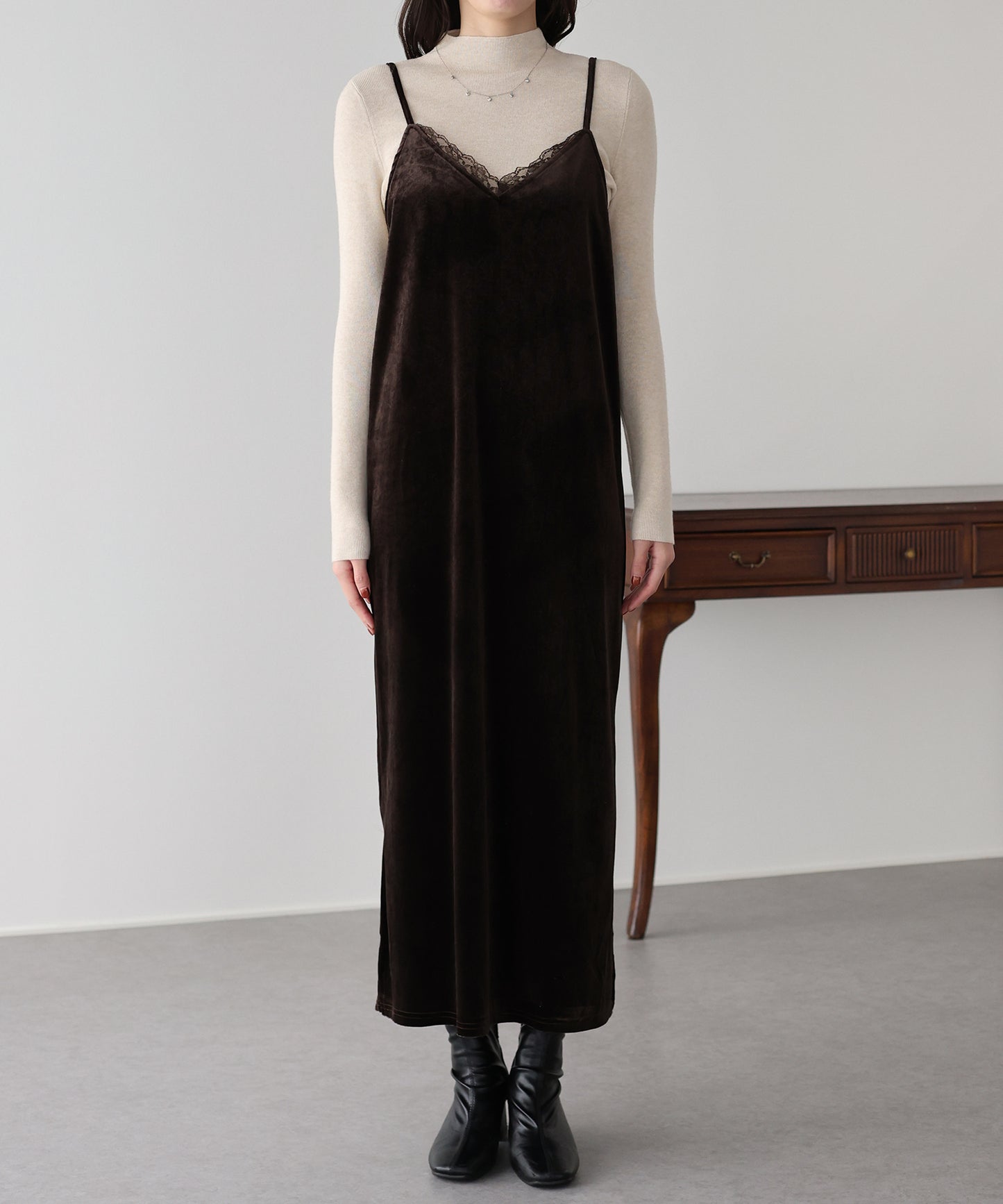 レース付ベロアキャミワンピース