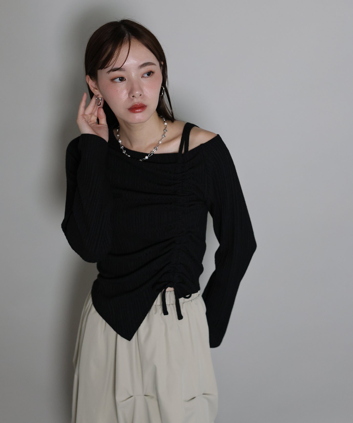 【早割5％OFF】ワンオフショルダーギャザーリボンTシャツ[ J by blue ]【ネコポス】