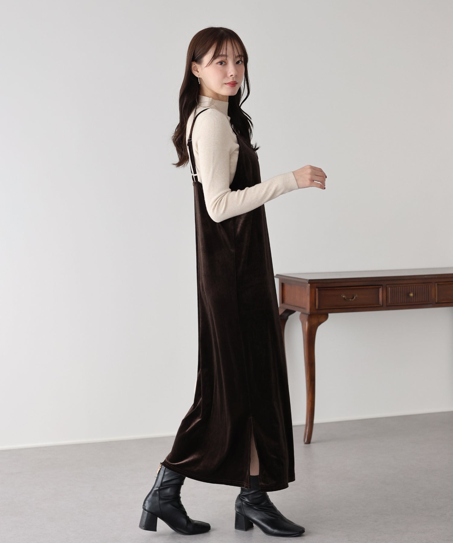 レース付ベロアキャミワンピース – BLUE ONLINE