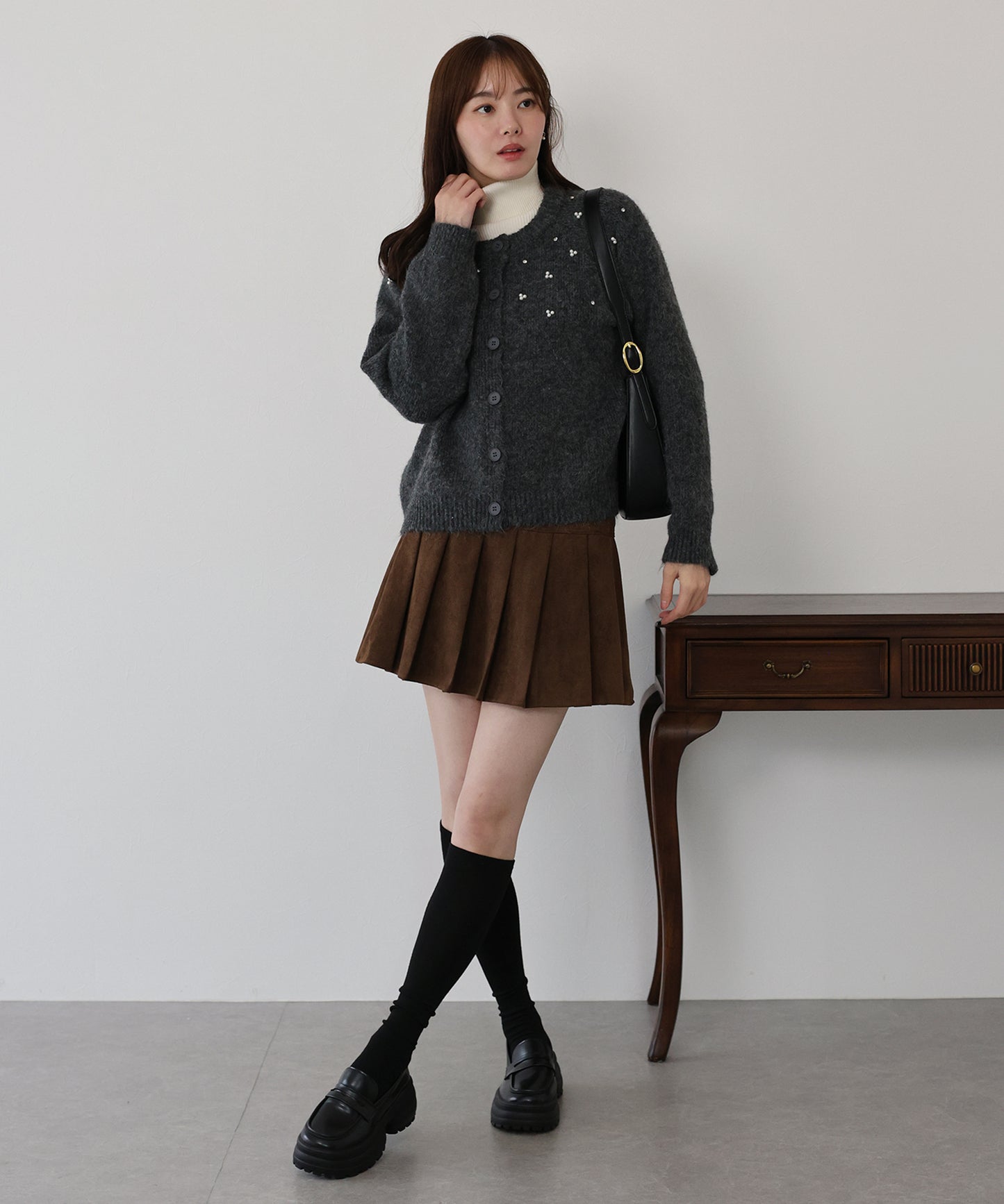 パールビジューニットカーディガン