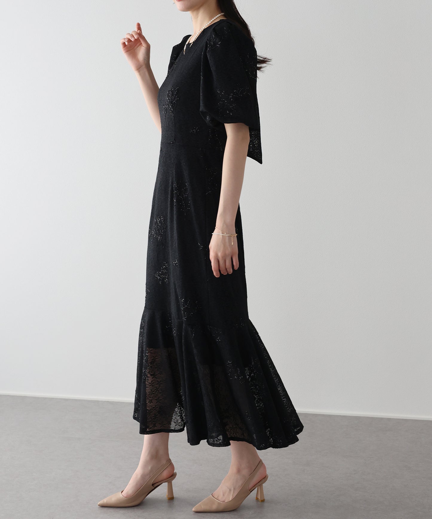 バックリボンマーメイドドレス