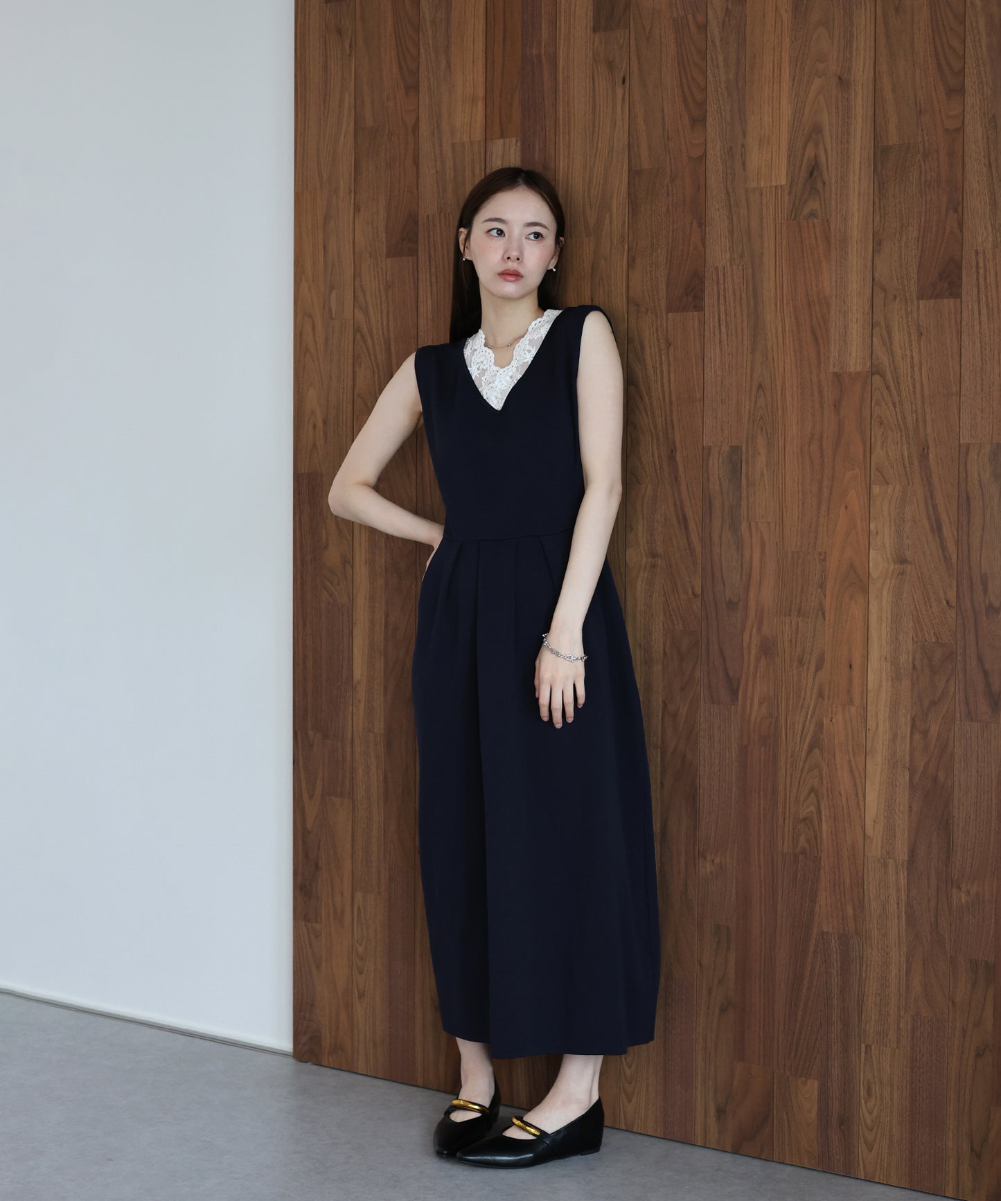 【早割5％OFF】レースカラーVネック ワンピース