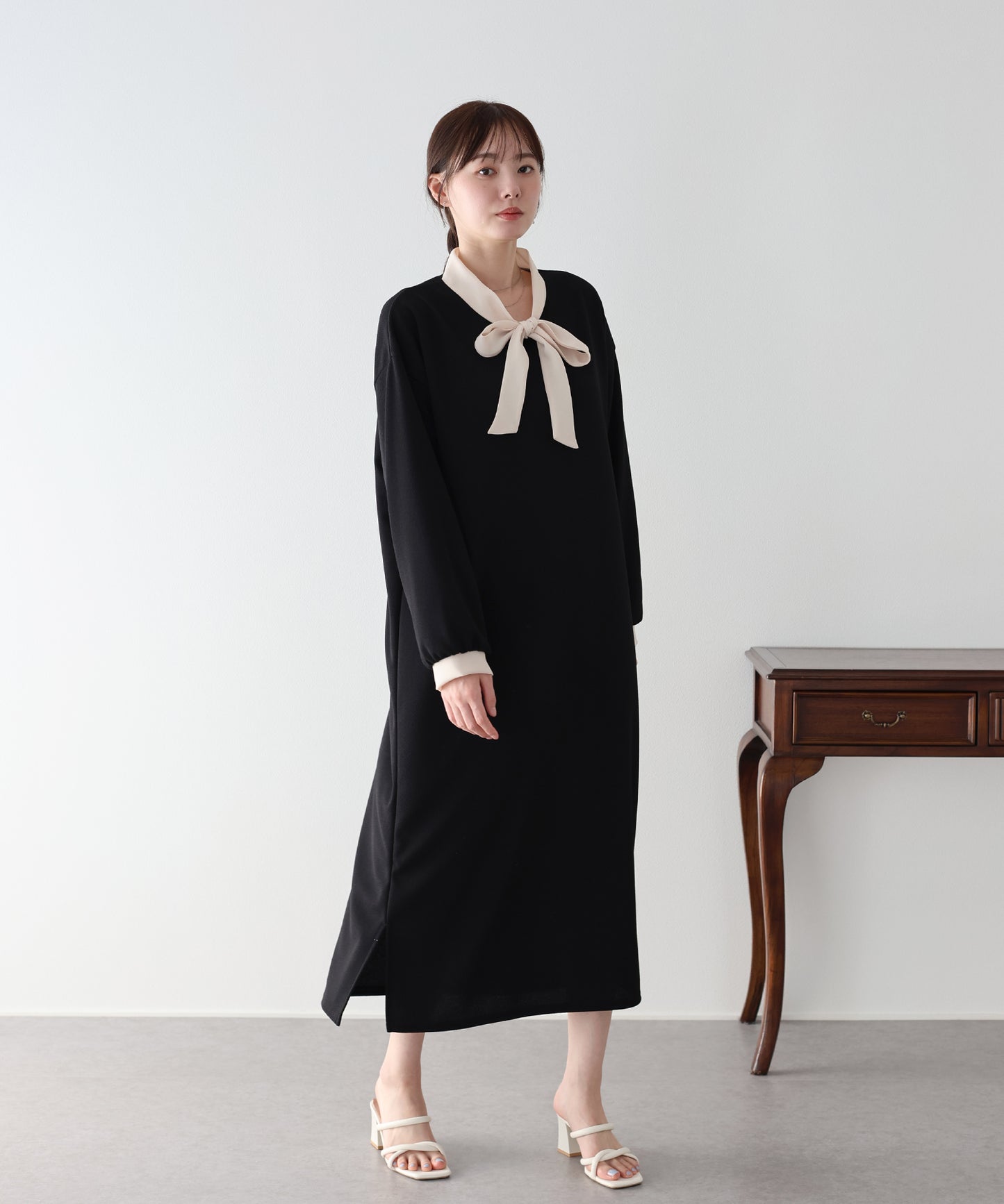 【早割5％OFF】バイカラーボウタイワンピース