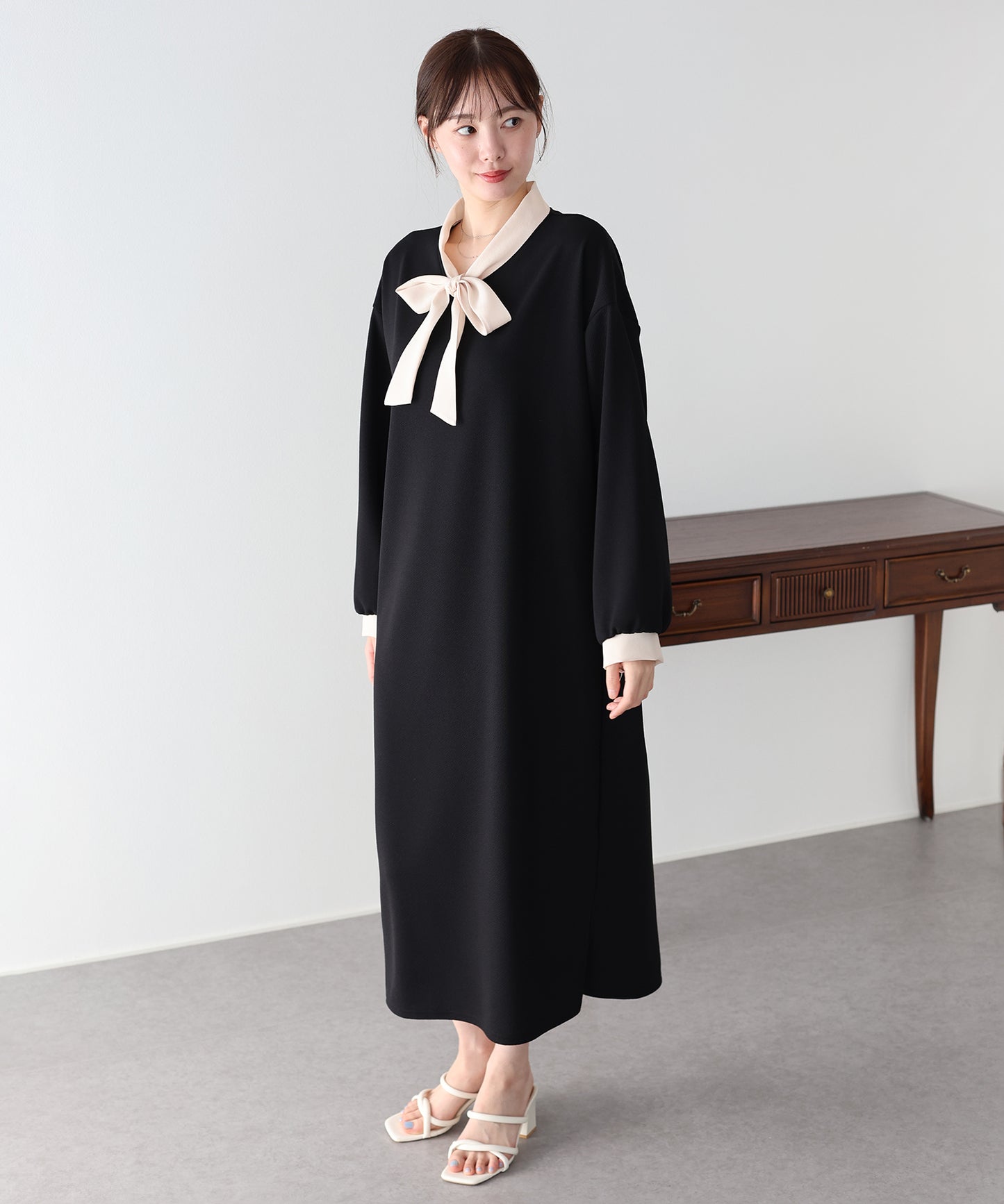 【早割5％OFF】バイカラーボウタイワンピース