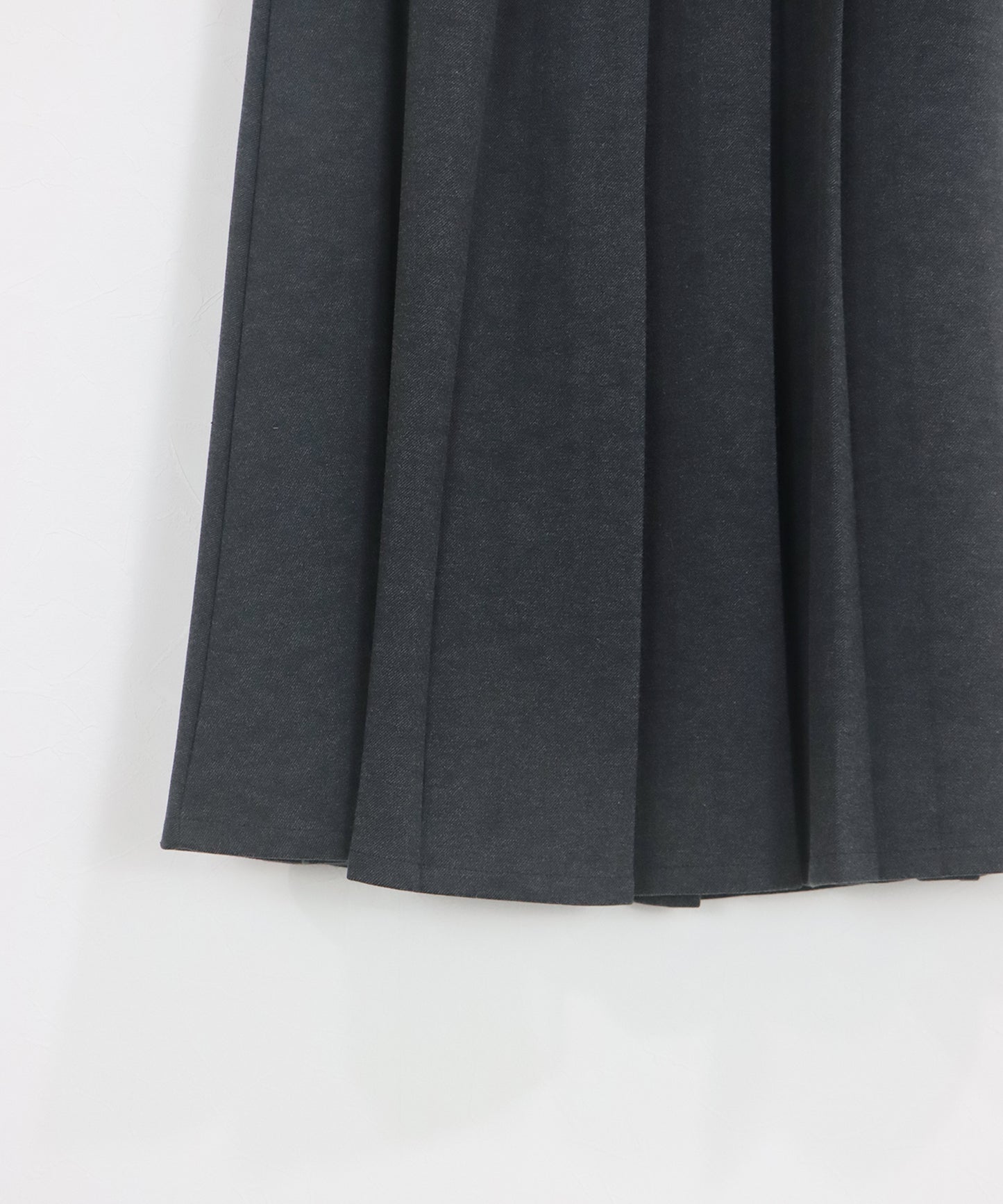 メルトンプリーツスカート