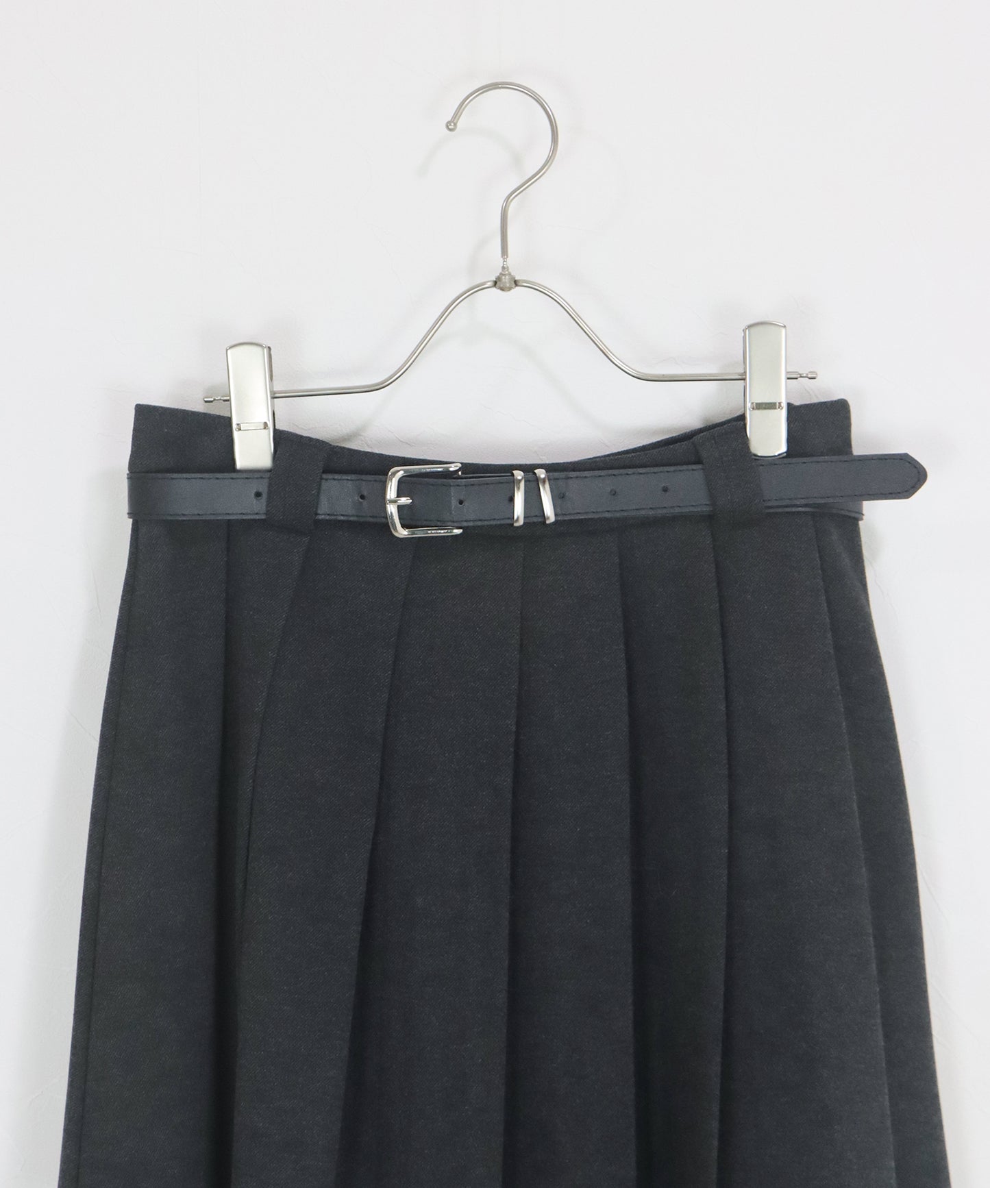 メルトンプリーツスカート